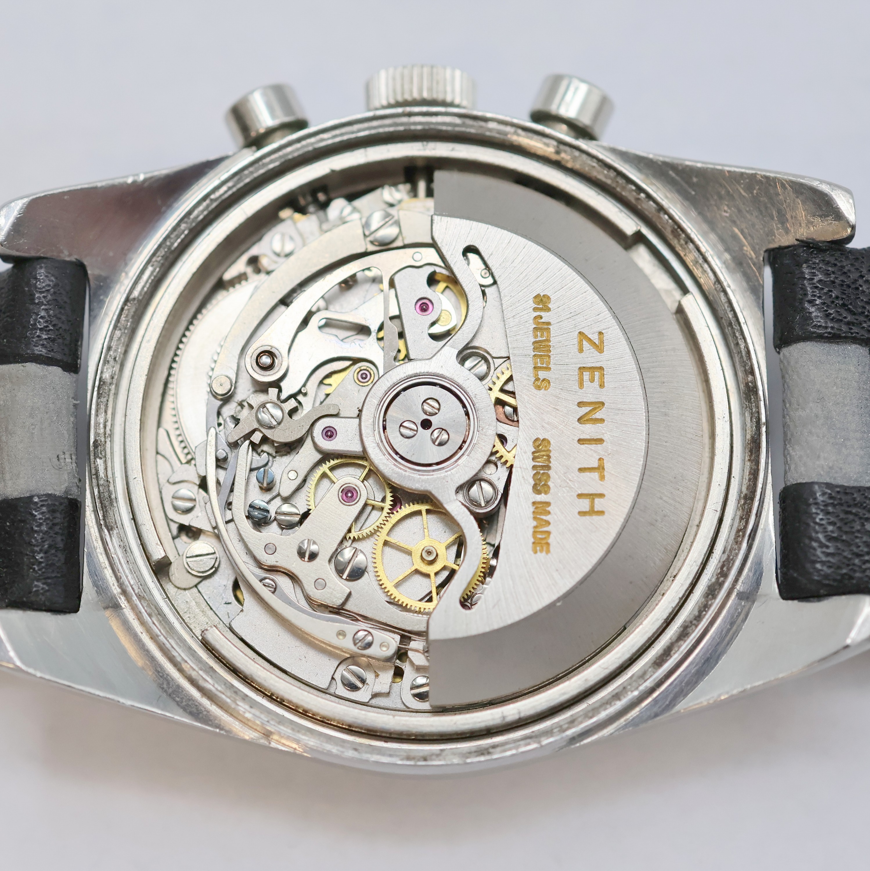 Detail f: ZENITH El Primero Armbandchronograph in Stahl, Schweiz um 1970, Automatik, Boden verschr., silb. Zifferbl. m. aufges. silb. Tritium-Ind., silb. ...