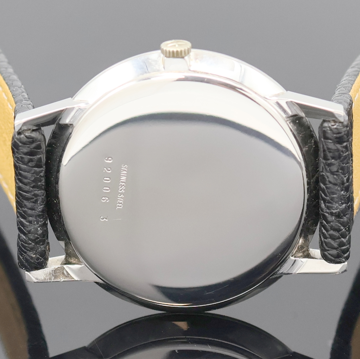Detail e: HAMILTON Intra-Matic Armbanduhr Referenz 92006, Schweiz um 1965, Automatik, Edelstahlgeh., Boden aufgedr., weißes Zifferbl., röm. Zahlen, Datum b. ...