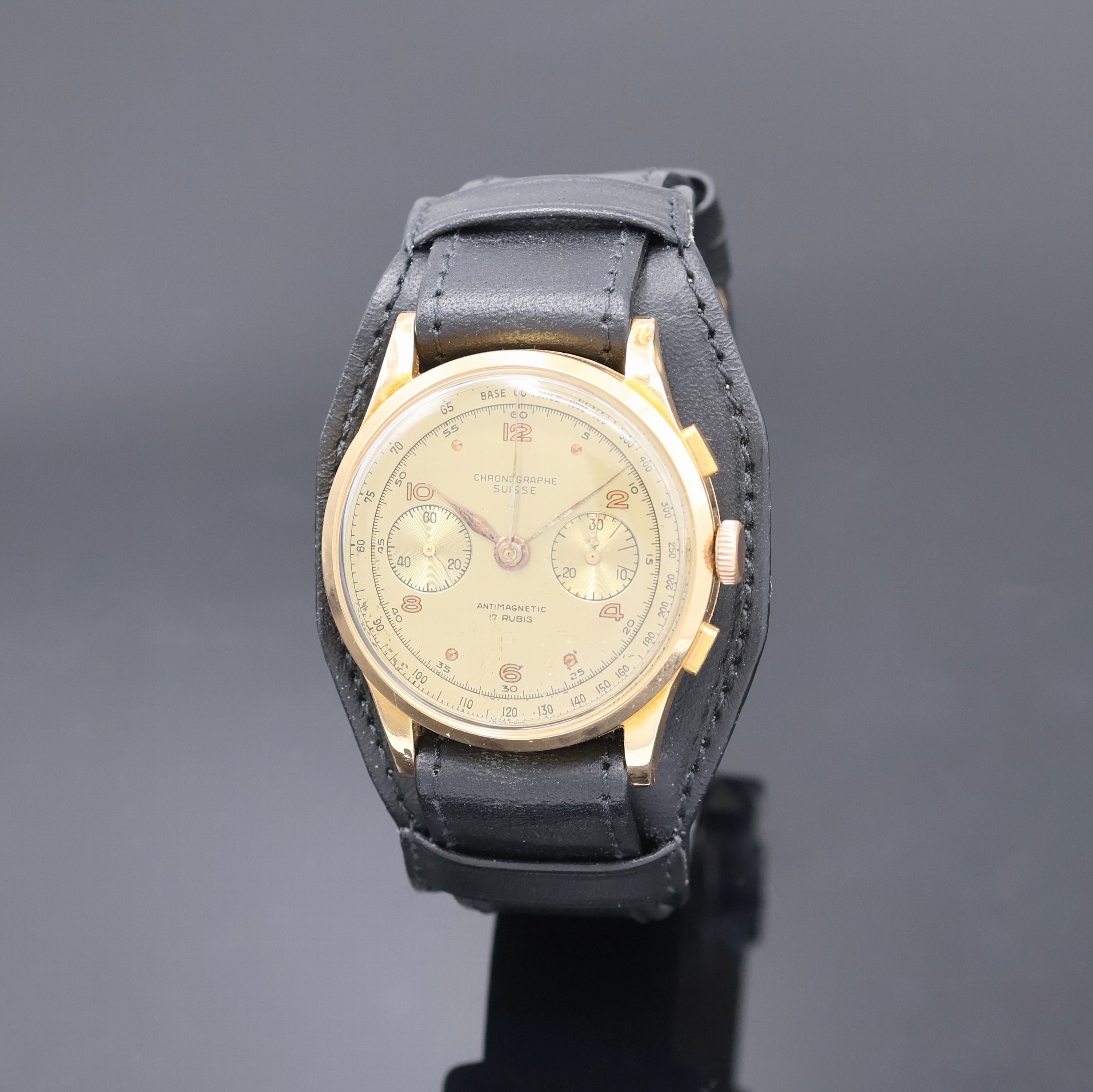 Image 27002341 - CHRONOGRAPHE SUISSE Armbandchronograph in RoseG 750/000, Schweiz um 1950, Handaufzug, ...