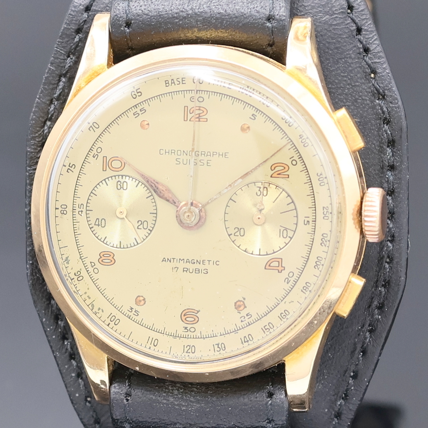 Detail a: CHRONOGRAPHE SUISSE Armbandchronograph in RoseG 750/000, Schweiz um 1950, Handaufzug, Boden aufgedr., Metallcuvette, champagnerfarb. Zifferbl. m. ...