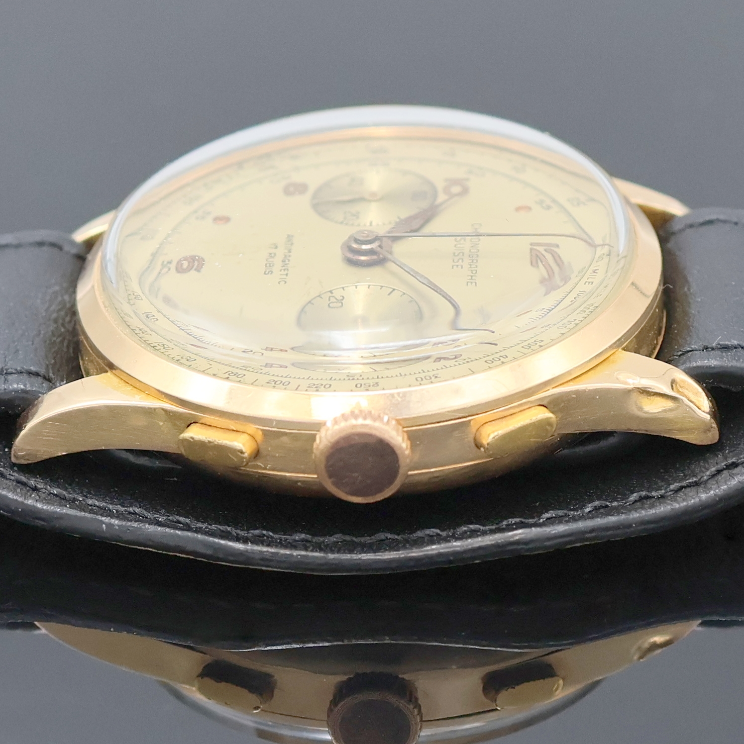 Detail c: CHRONOGRAPHE SUISSE Armbandchronograph in RoseG 750/000, Schweiz um 1950, Handaufzug, Boden aufgedr., Metallcuvette, champagnerfarb. Zifferbl. m. ...