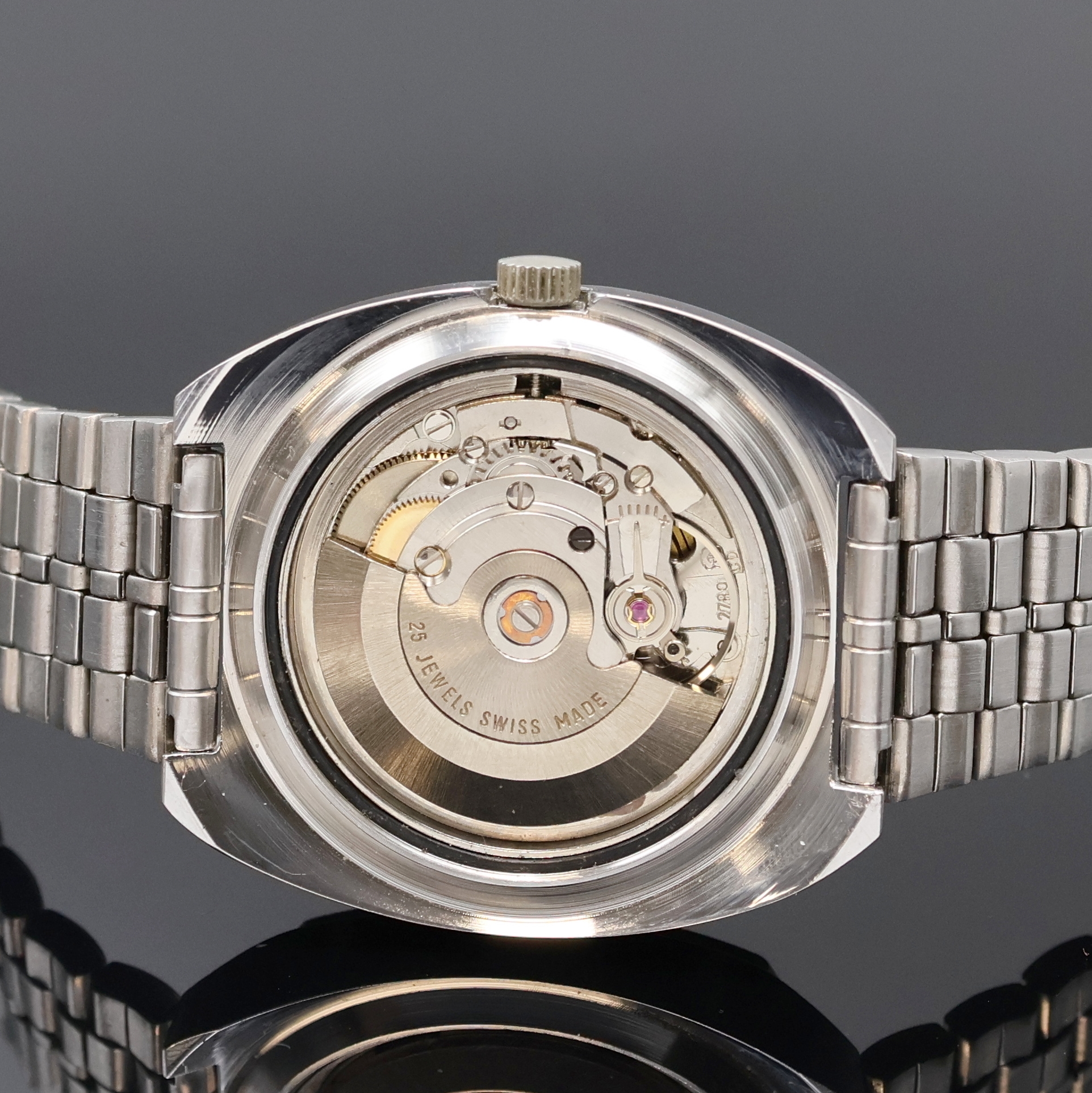 Detail d: ARSA-MATIC Precision Herrenarmbanduhr in Stahl, Schweiz um 1970, Automatik, Boden verschr., neutr. Stahlband m. Faltschl., silb. Zifferbl. m. aufges. ...