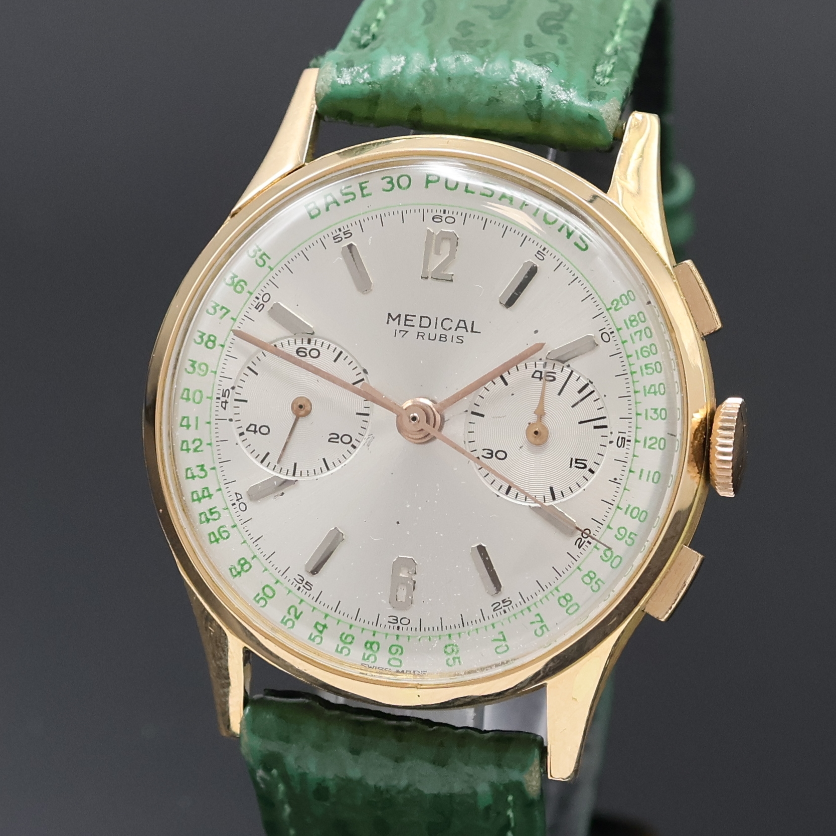 Detail a: MEDICAL Armbandchronograph in RoseG 750/000, Schweiz um 1950, Handaufzug, Boden aufgedr., silb. Zifferbl. rest., aufgel. Std.-Ind., gold. Zeiger, 45 ...