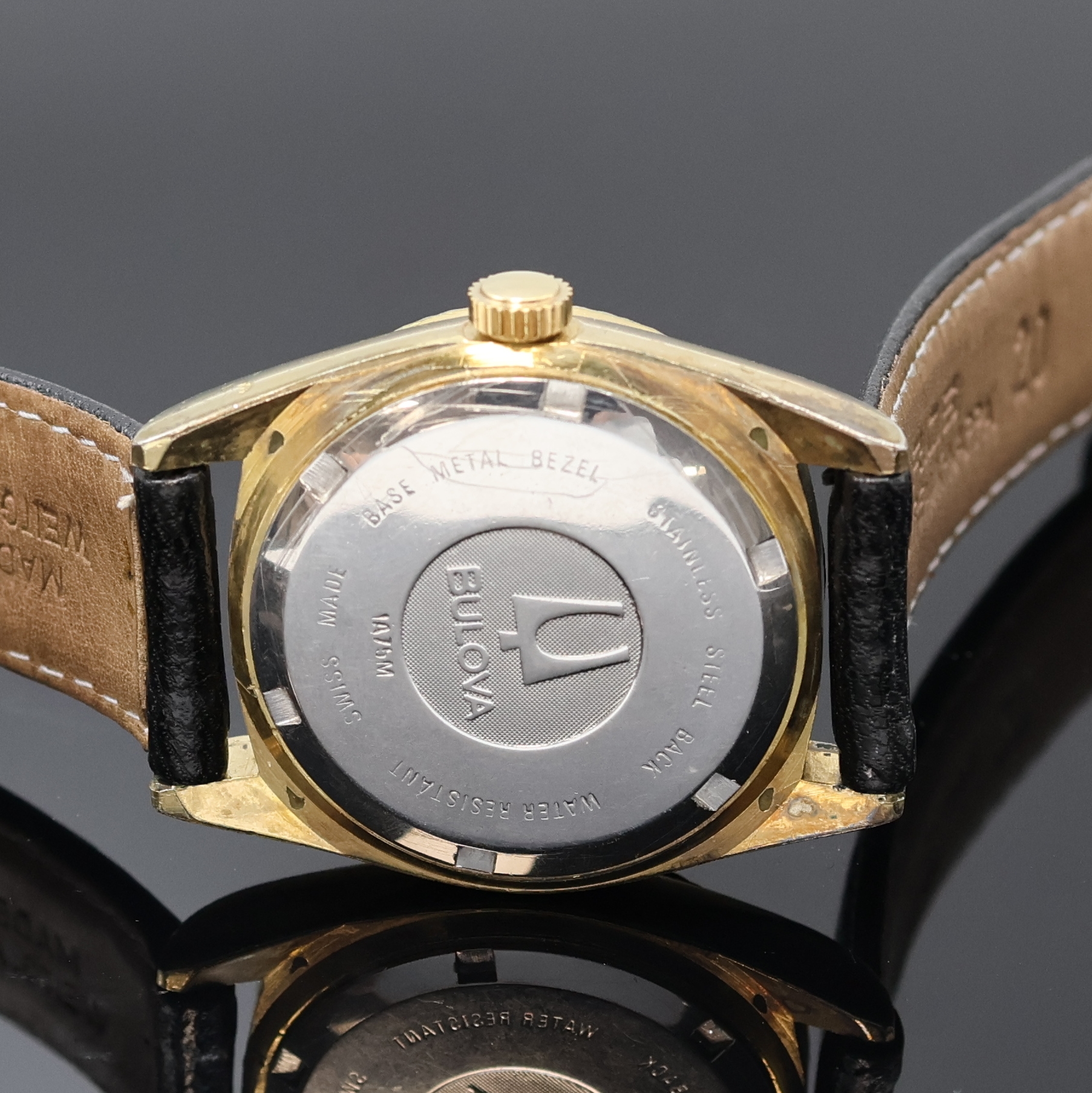 Detail c: BULOVA Super Seville Day & Date Armbanduhr, Schweiz um 1990, Automatik, verg. Geh., Stahlboden u. Krone verschr., schwarzes Zifferbl. m. aufges. ...