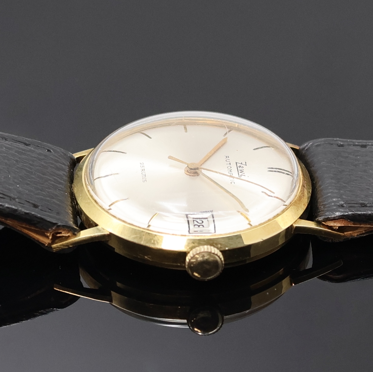 Detail b: ZEWI Armbanduhr in GG 585/000, Schweiz um 1965, Automatik, Boden aufgedr., silb. Zifferbl. m. gold. Std.-Ind., gold. Zeiger, Datum b. 3, Kal. ...