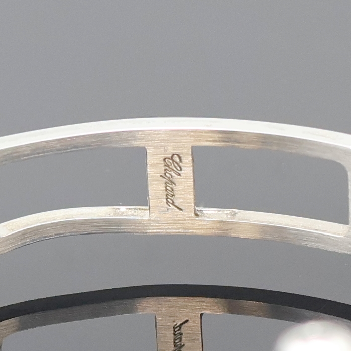 Detail c: CHOPARD Damenarmbanduhr Serie Happy Sport Referenz 8509, Schweiz um 2015, quarz, Edelstahlgeh. inkl. Gliederband m. dopp. Faltschl., Boden 6-fach ...