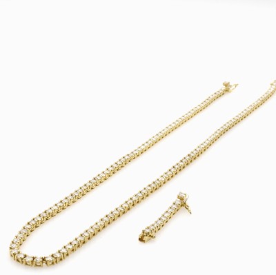 27003187a - Tenniscollier mit Brillanten, GG 750/000, 134 Brill. zus. ca. 12.40 ct Weiß/si-p, ...