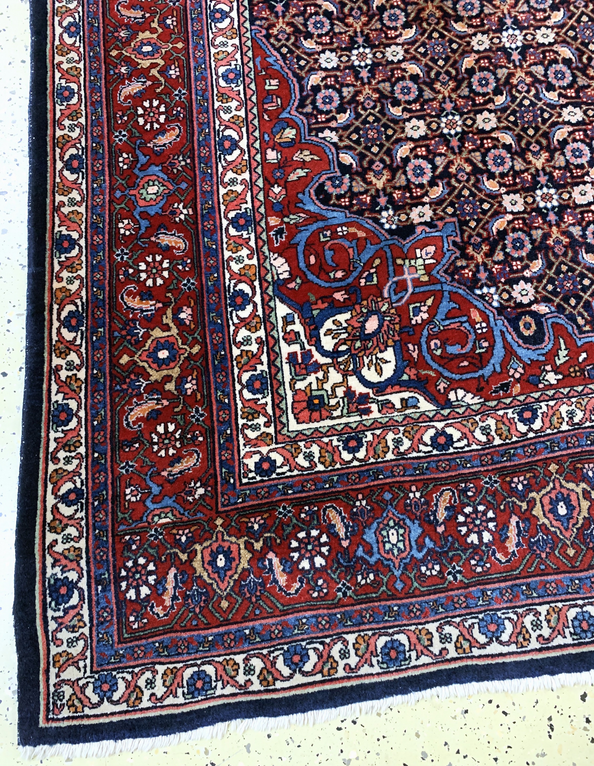 Detail c: Bidjar fein alt, Persien, Mitte 20.Jhd, Korkwolle auf Baumwolle, ca. 330 x 222 cm, EHZ: 2