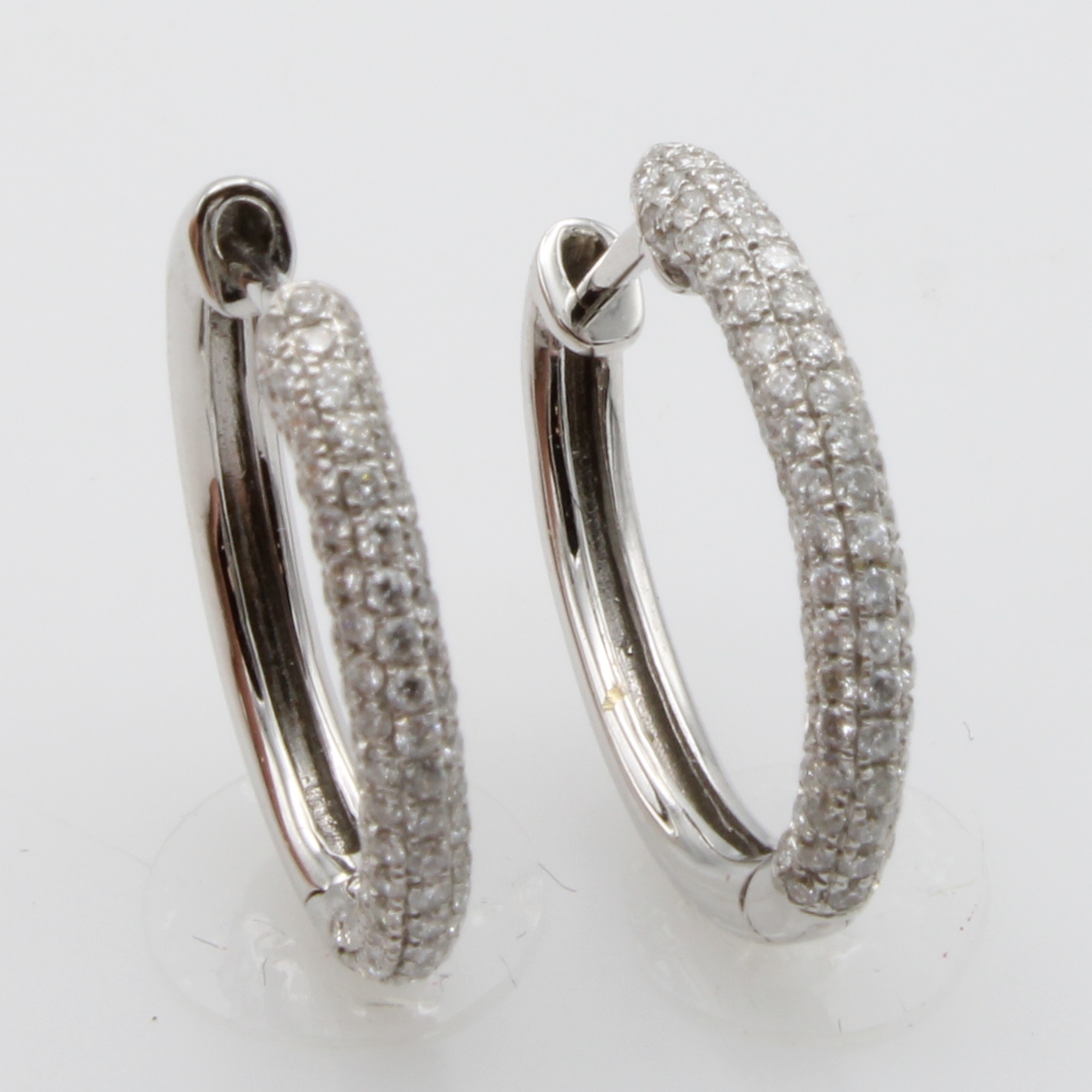 Image 27003465 - Paar Klappcreolen mit Brillanten, WG 750/000, 180 Brill. zus. ca. 0.74 ct Weiß-si-p, ...