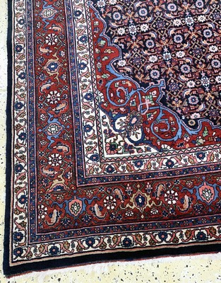27003421i - Bidjar fein alt, Persien, Mitte 20.Jhd, Korkwolle auf Baumwolle, ca. 330 x 222 cm, EHZ: ...