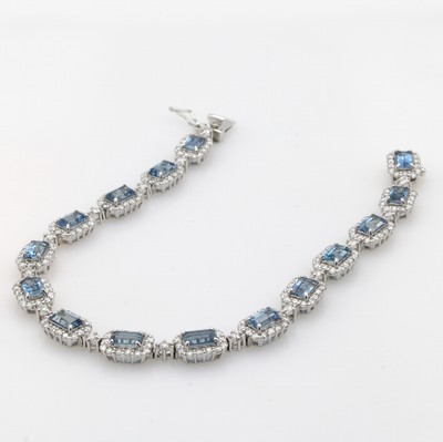 27003463b - Armband mit Aquamarinen und Brillanten, 900er Platin, 15 Aquamarinbaguettes zus. ca. ...
