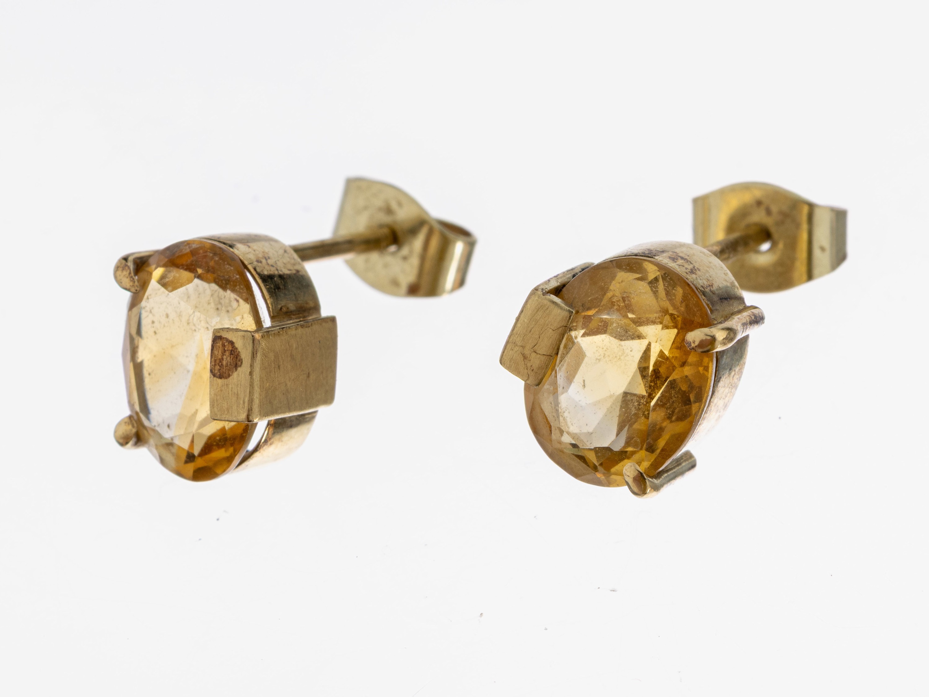 Image 27003911 - Paar 14 kt Gold Citrin-Ohrstecker, GG 585/000, 2 ovalfacett. Citrine, ca. 3.1 g