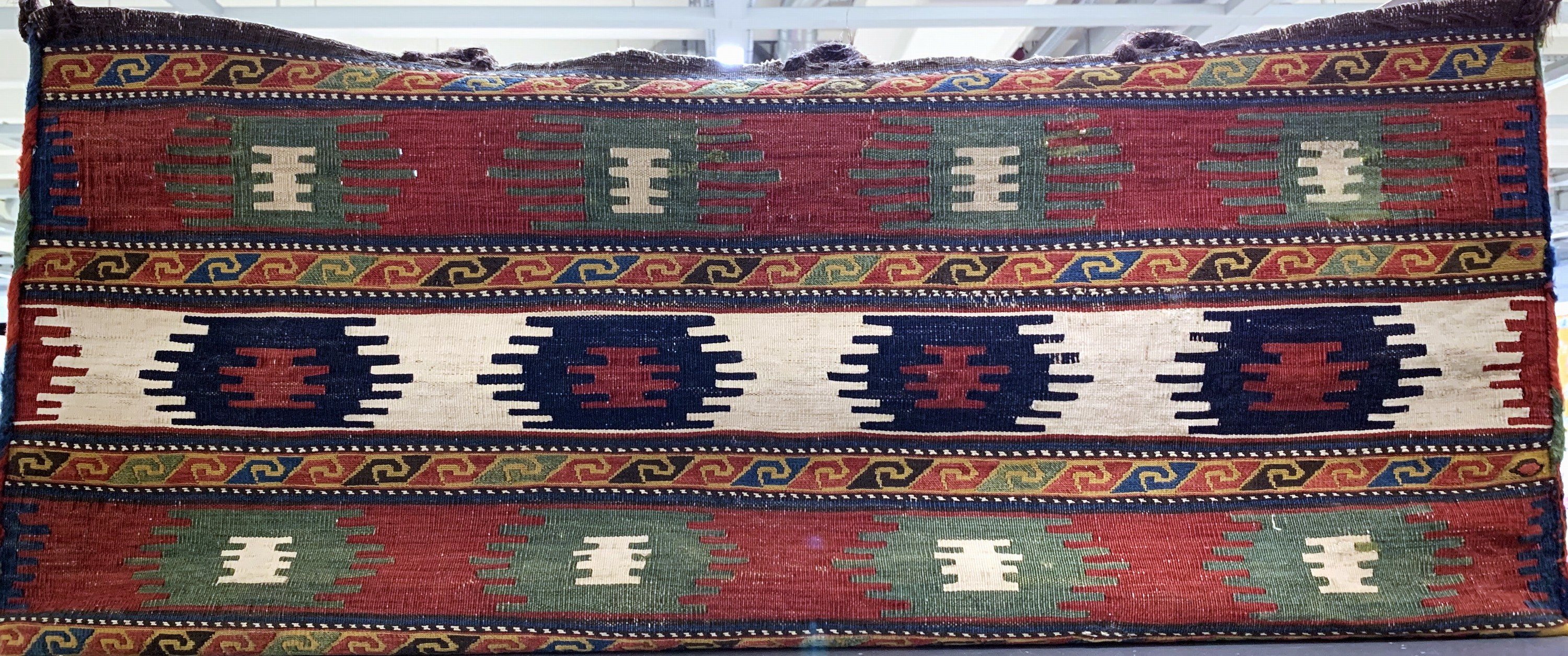 Detail a: Komplette Mafrasch antik, Kaukasus, 19.Jhd,Wolle auf Wolle, ca. 103 x 49 x 49 cm, EHZ: 2