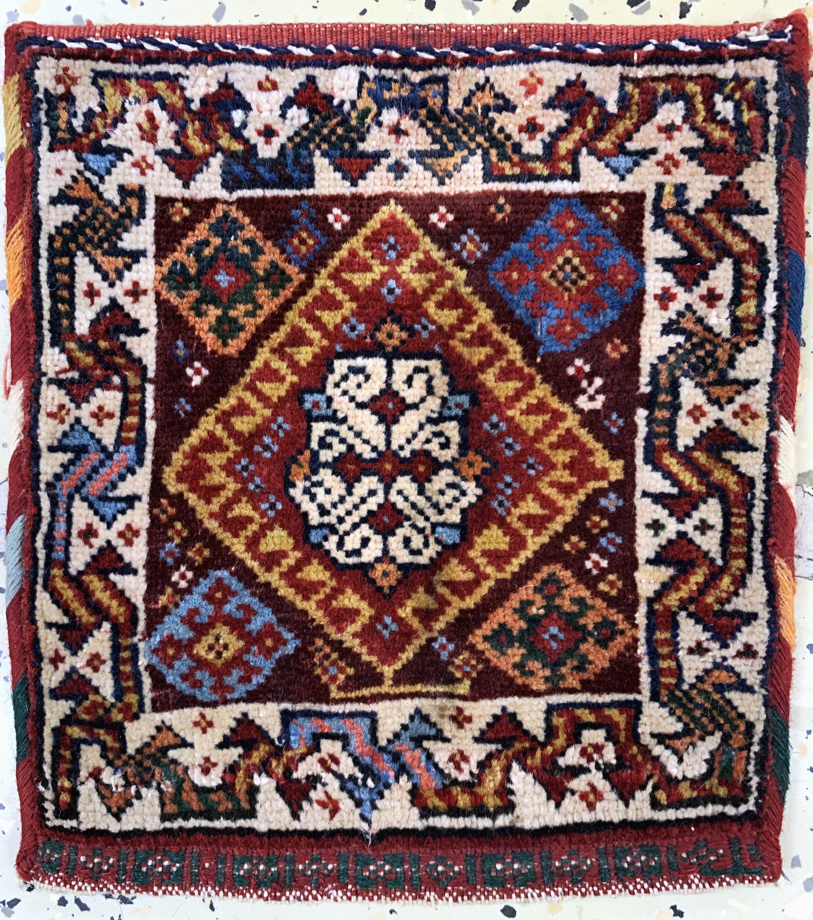 Detail a: Ghaschgai Tasche, Persien, um 1900, Wolle auf Wolle, ca. 26 x 24 cm, EHZ: 2(restauriert).