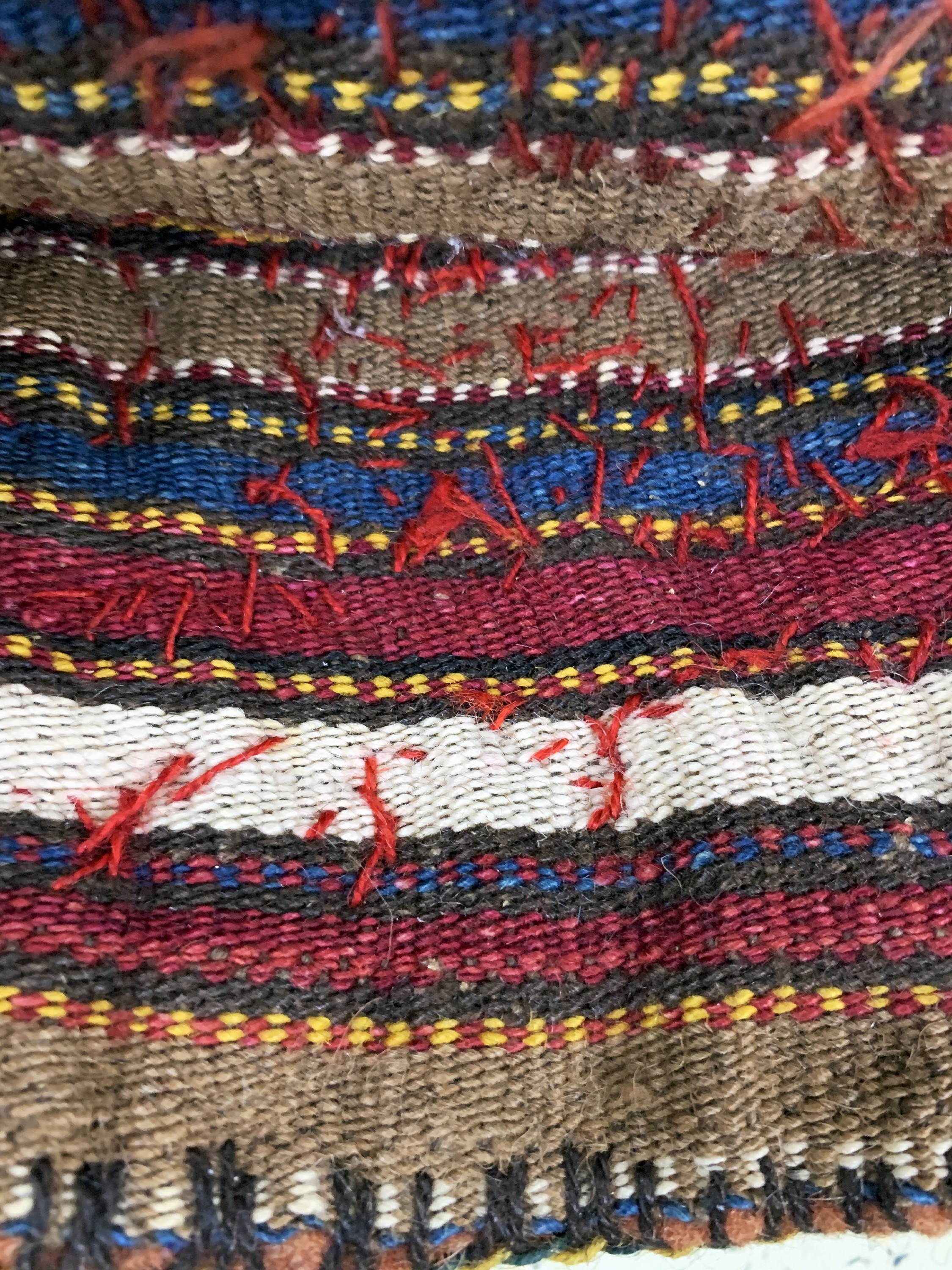 Detail d: Filz Okbash, Uzbekistan, um 1900, Wolle aufFilz, ca. 71 x 36 cm, EHZ: 2