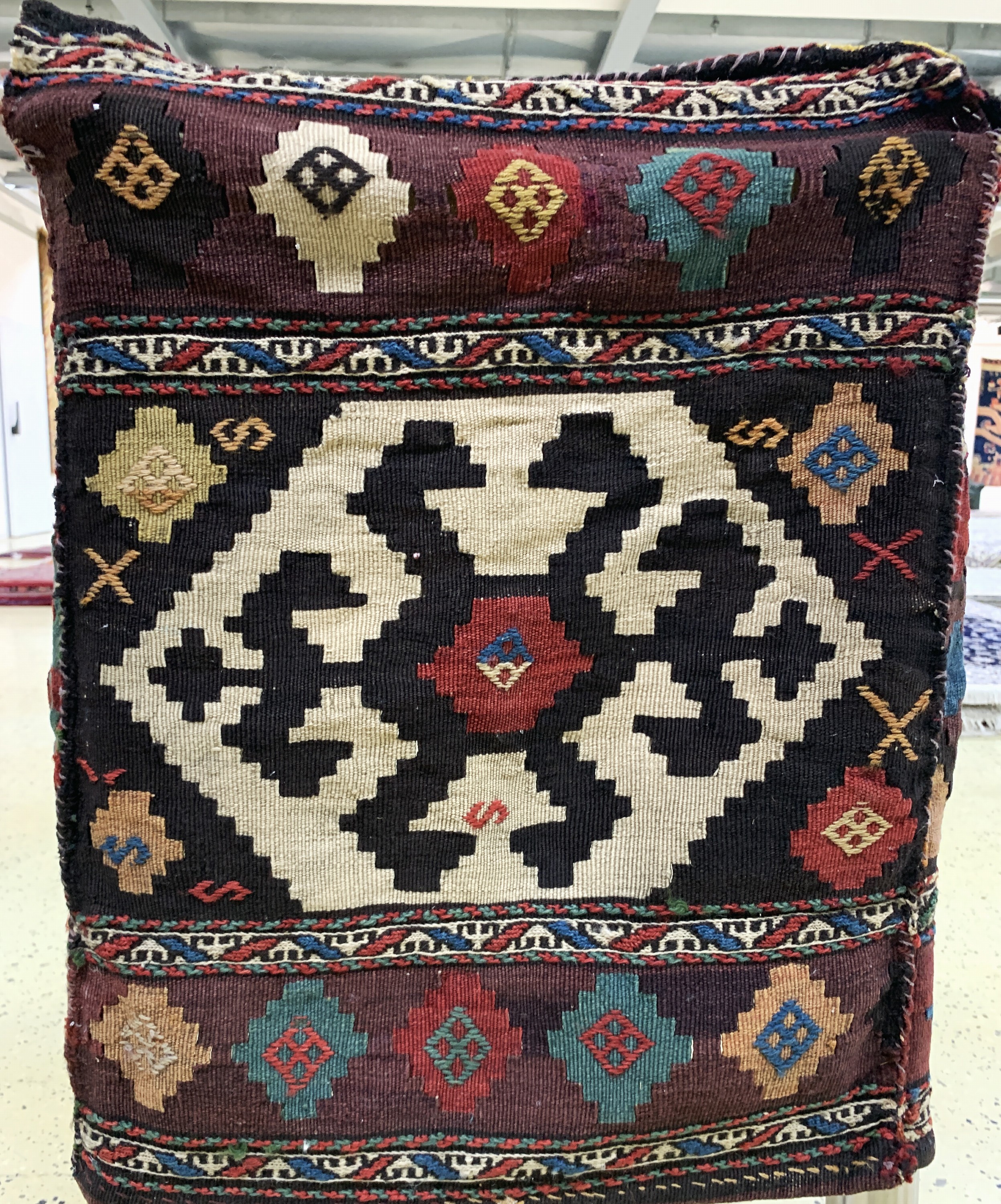 Detail a: Shahsawan Kelim Mafrasch, Persien, um 1900,Wolle auf Wolle, ca. 95 x 53 x 46 cm, EHZ: 3