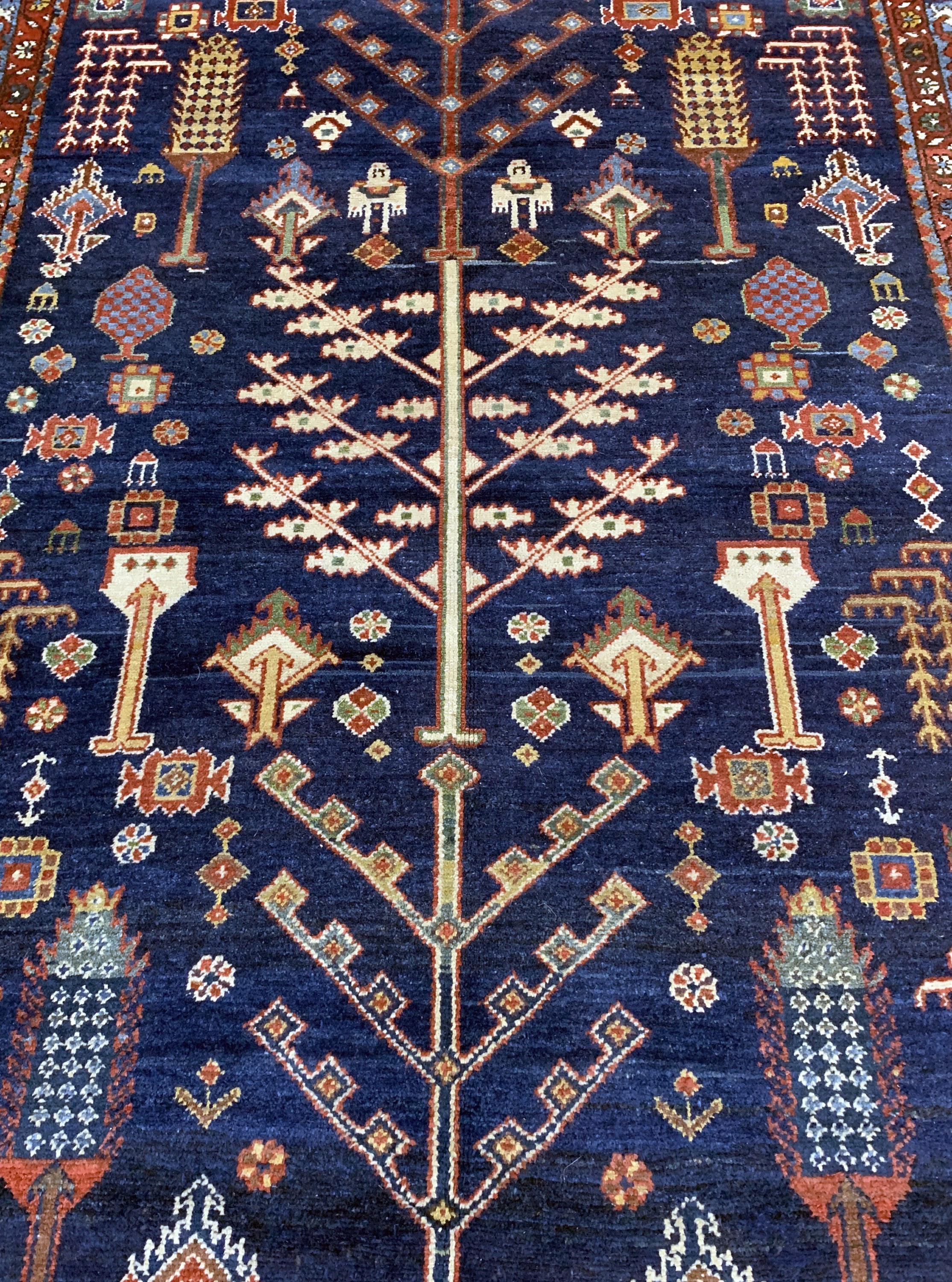 Detail c: Bachtiar"Baumteppich", Persien, um 1900, Wolle auf Baumwolle, ca. 305 x 172 cm, EHZ: 2