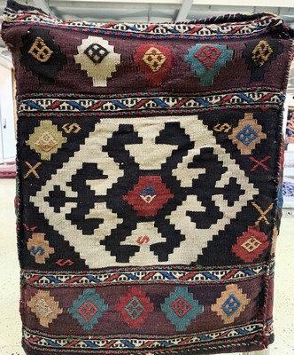 27004084a - Shahsawan Kelim Mafrasch, Persien, um 1900,Wolle auf Wolle, ca. 95 x 53 x 46 cm, EHZ: 3