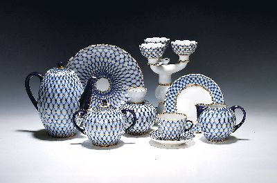 Image Kaffeeservice, Dekor Kobaltnetz, Lomonossov, St. Petersburg, Entw. Seraphina Jakolewa, ...