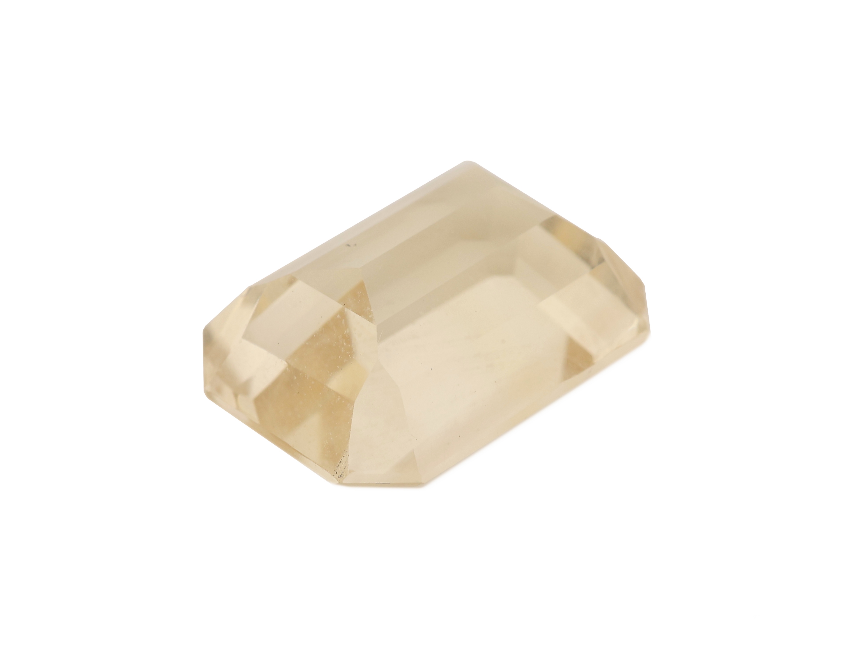 Detail a: Loser Citrin, ca. 16.48 ct, Treppenschliff, von heller Farbe