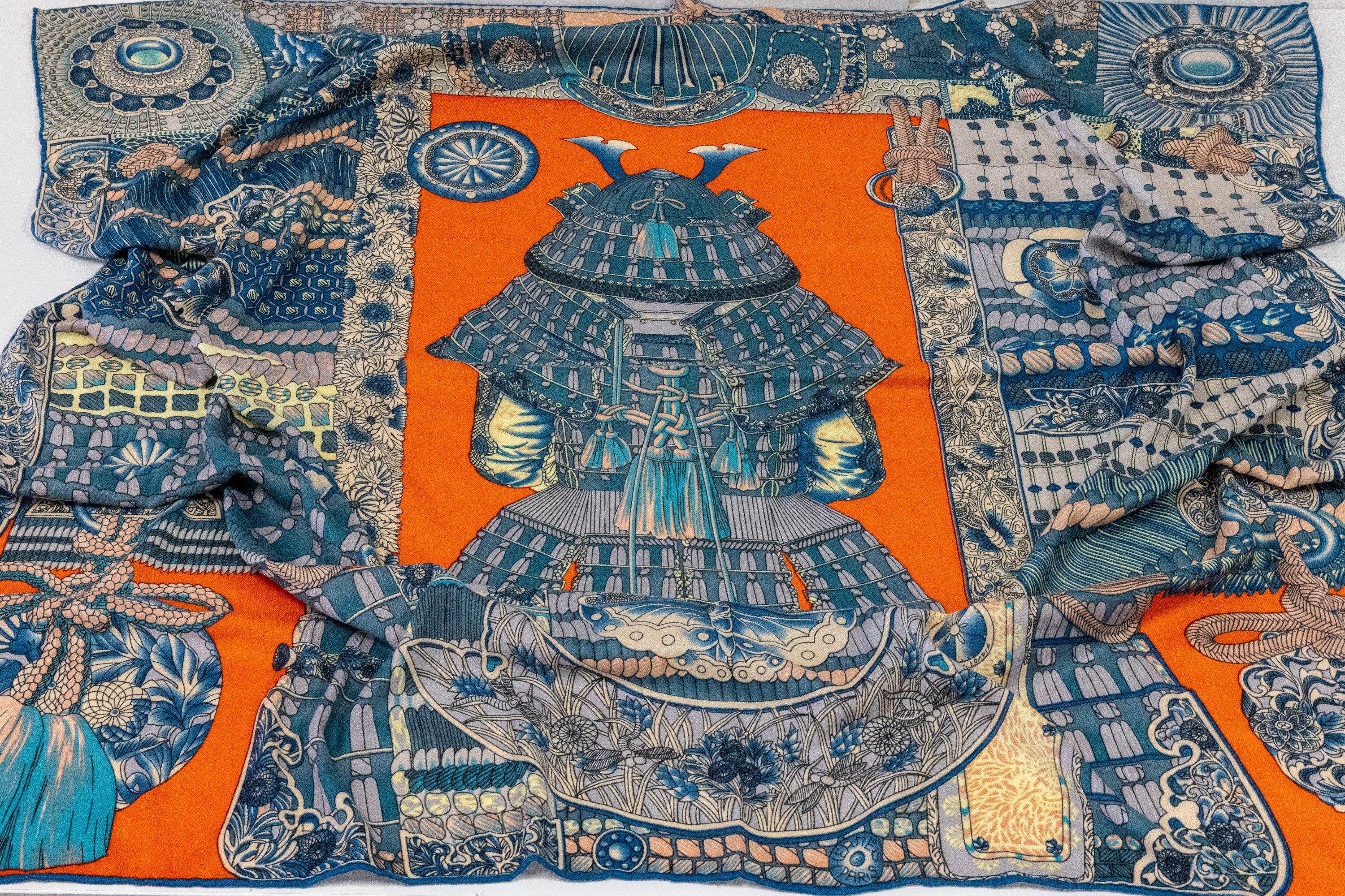 Image 27005021 - Großes HERMES Tuch, 70% Kaschmir, 30% Seide, ´Parures de Samurais´, Aline Honore`, ...