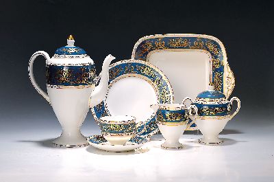 Image Coffee service, Wedgwood, England, Columbia blue & gold decor, porcelain, for 6 people, 6 ...