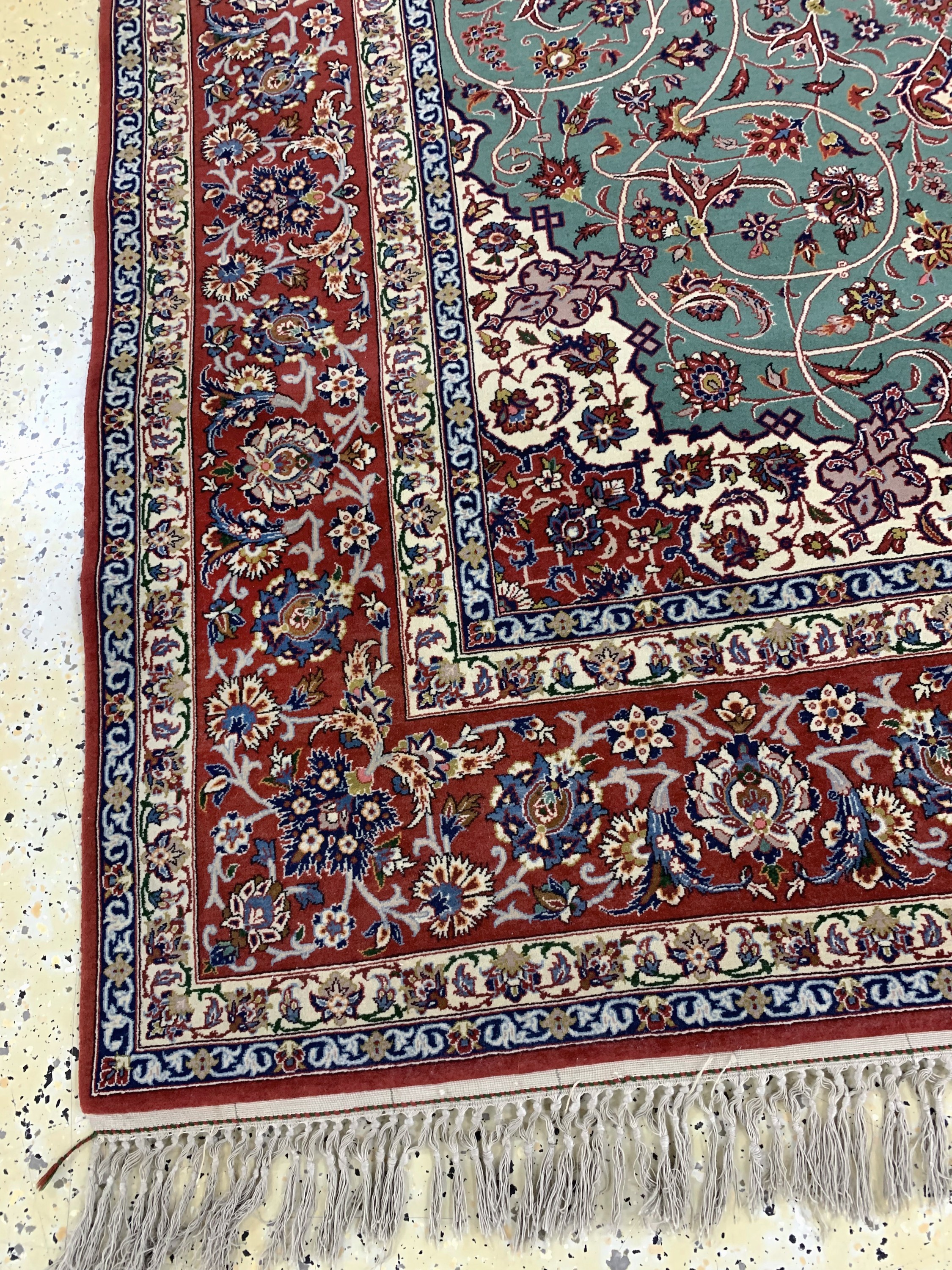 Detail f: Esfahan fein(14 Kheft), Persien, Mitte 20.Jhd, Korkwolle mit und auf Seide, ca. 220 x150 cm, ca. 1,0 Mio. Kn/qm, EHZ: 1-2
