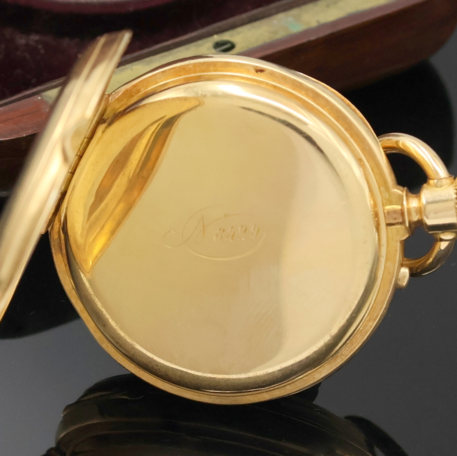Detail b: C.E. LARDET Fleurier offene Herrentaschenuhr in GG 750/000, Schweiz um 1880, guill. 2- Deckel Goldgeh. m. à-goutte Schlüssen dell./ ber., ...