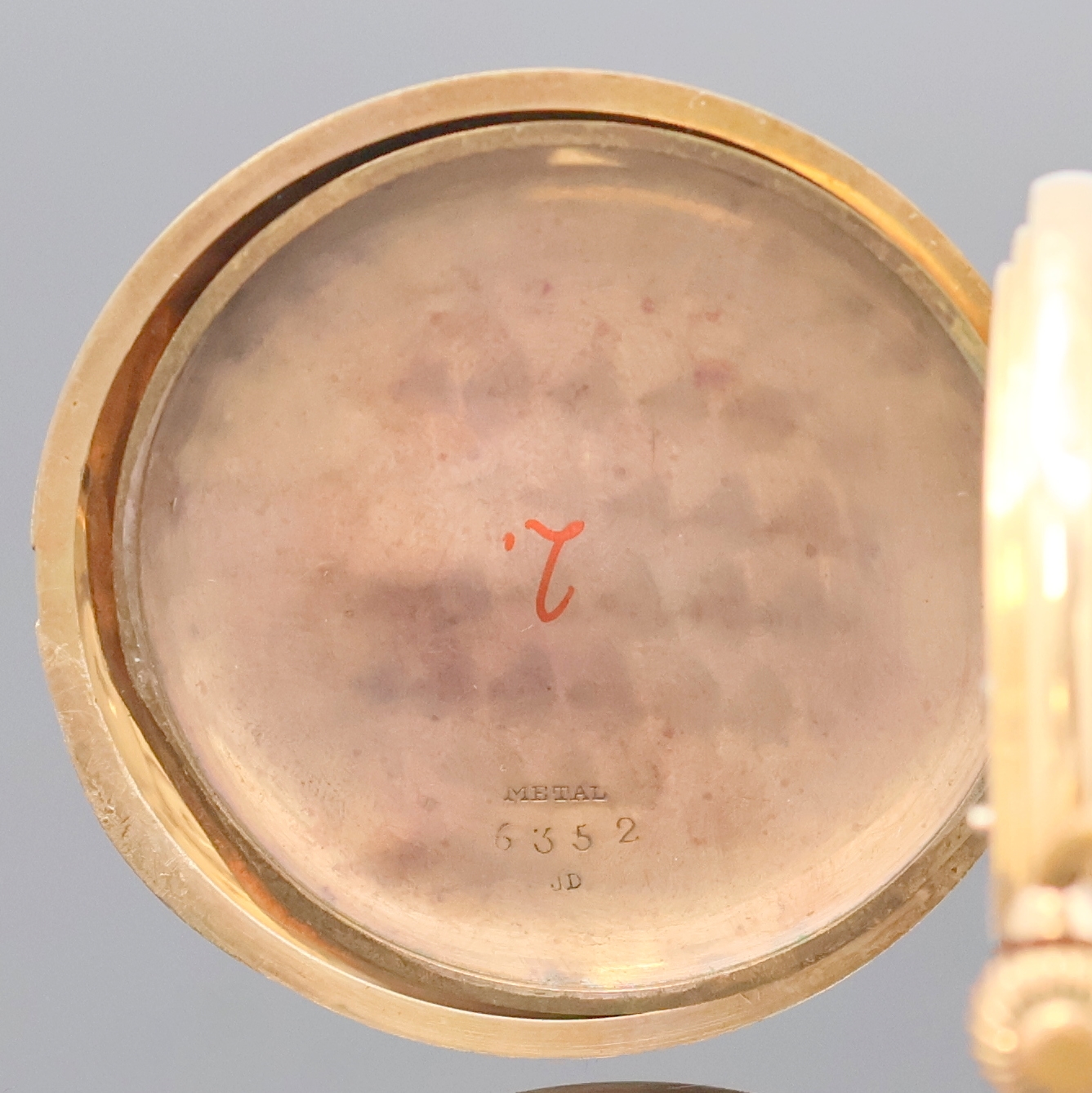 Detail g: TAVANNES System Glashütte Halbsavonette in RG 585/000, Schweiz um 1910, guill. 2-Deckel Goldgeh. dell./ber., auf Emailzifferbl. u. Cuvette bez. ...