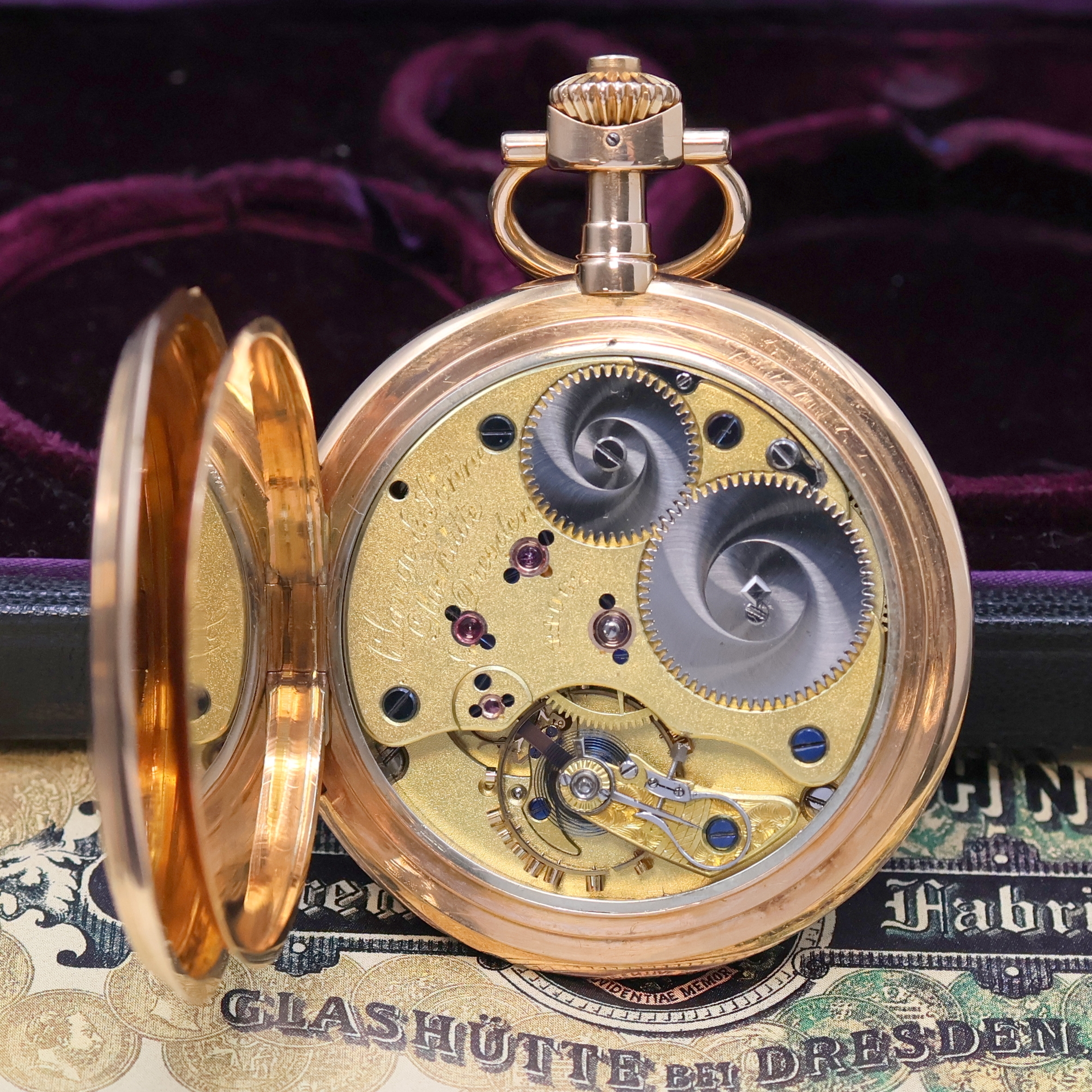 Detail f: A. LANGE & SÖHNE 1A Louis-XV Herrensavonette in RG 750/000, Deutschland um 1900, glattes 3-Deckel Goldgeh. m. großem Aussenscharnier dell., grav. ...