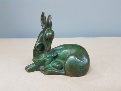 27005612a - Georges H. Laurent, Reh mit Kitz, Bronzeskulptur, signiert, ca. 9.5cm, L. ca. 10cm