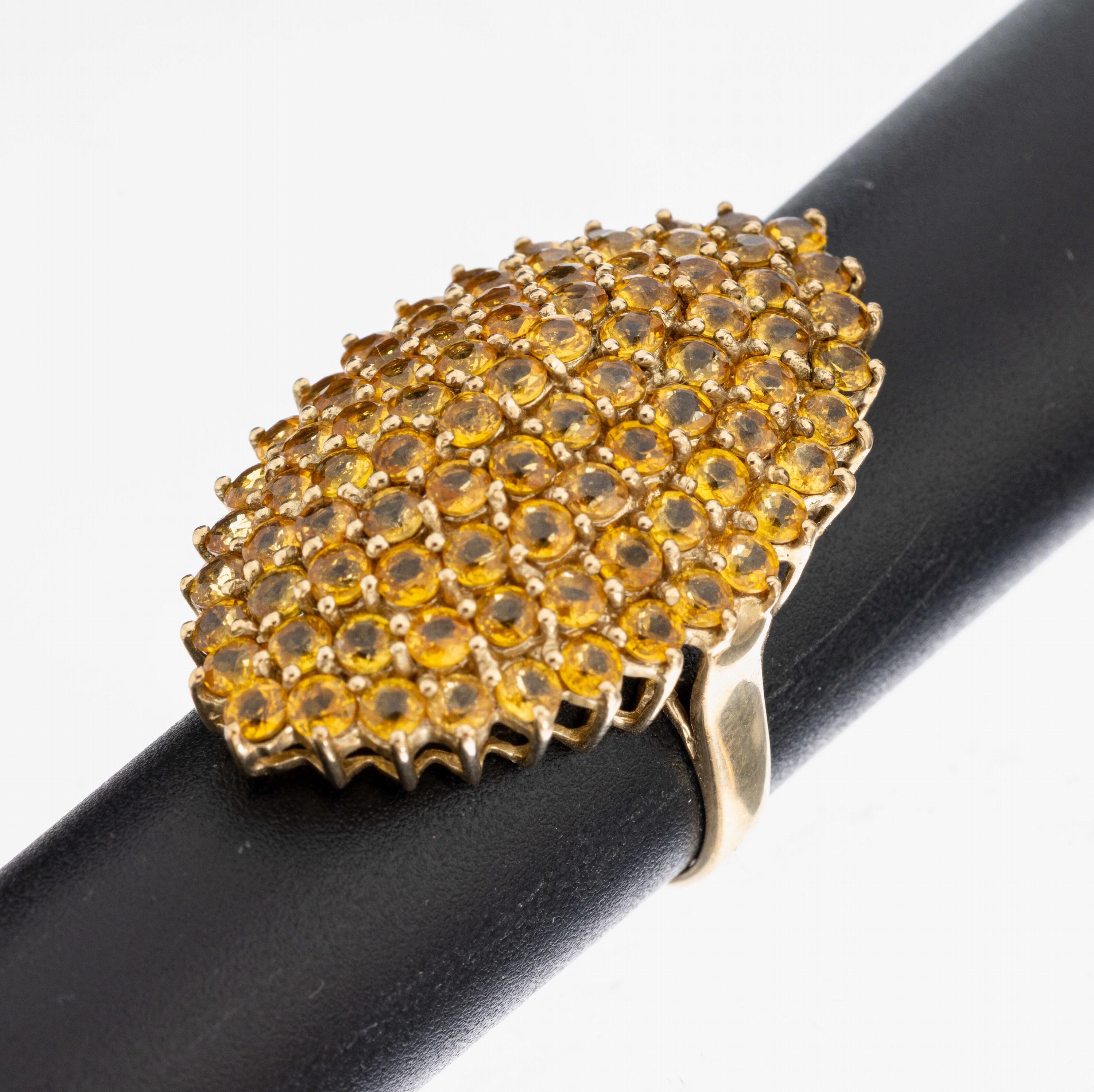 Image 27005702 - 9 kt Gold Saphir-Ring, GG 375/000, prunkvolle Gestaltung, rundfacett. gelbe Saphire ...