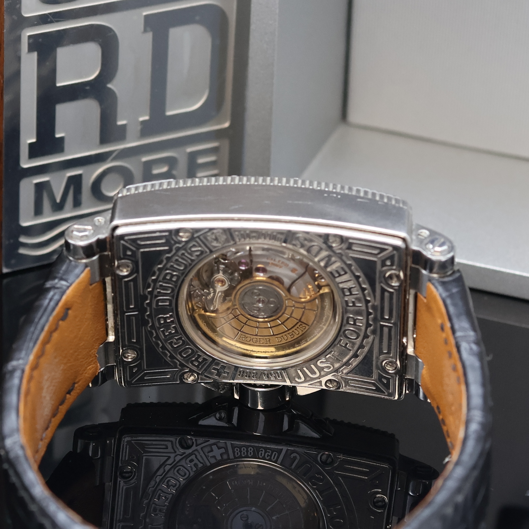 Detail g: ROGER DUBUIS auf 888 Stück limitierte Herrenarmbanduhr SeaMore Referenz MS34.21.9.3.53, Automatik, Schweiz um 2005, Chronometer in Edelstahl inkl. ...