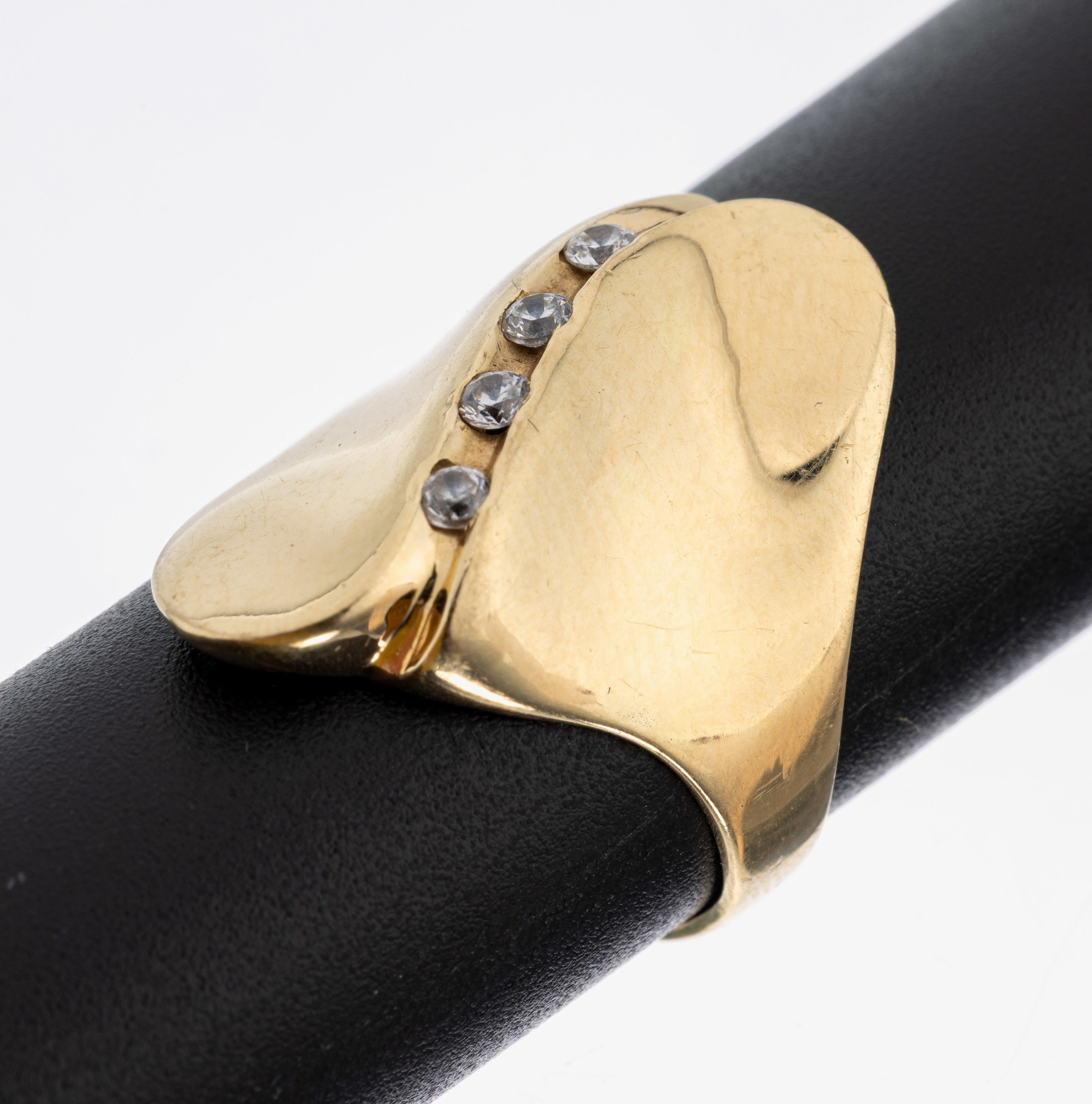 Image 27005745 - 14 kt Gold Ring, GG 585/000, Zirkoniabesatz, total ca. 5.5 g, RW 55.5 Schätzpreis: ...