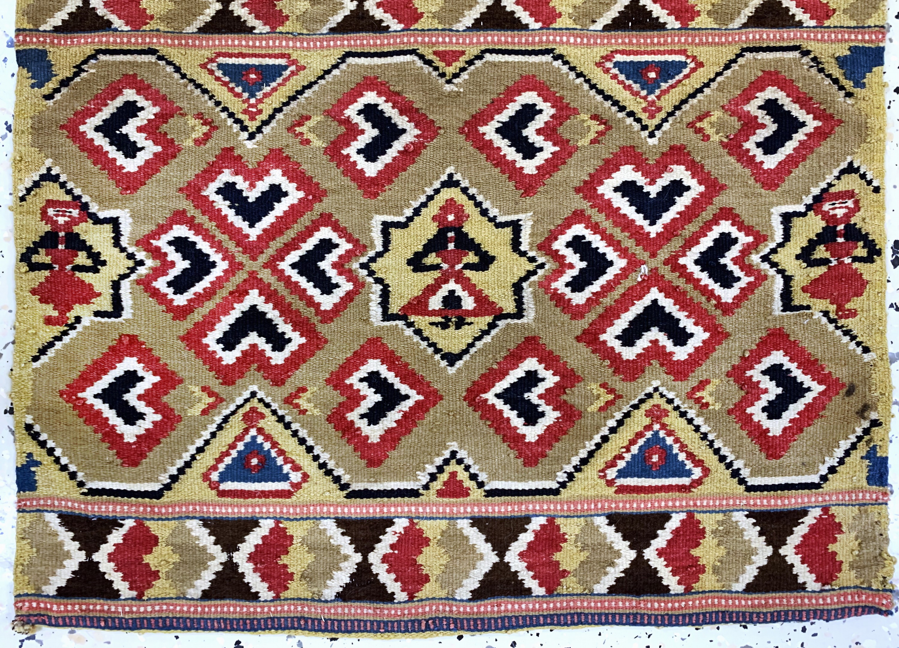 Detail c: Feine Rölakan Täcke antik, Südschweden, Skäne-Gebiet, 19.Jhd, Wolle gewebt auf Wolle, ca. 112 x 57 cm, EHZ: 1