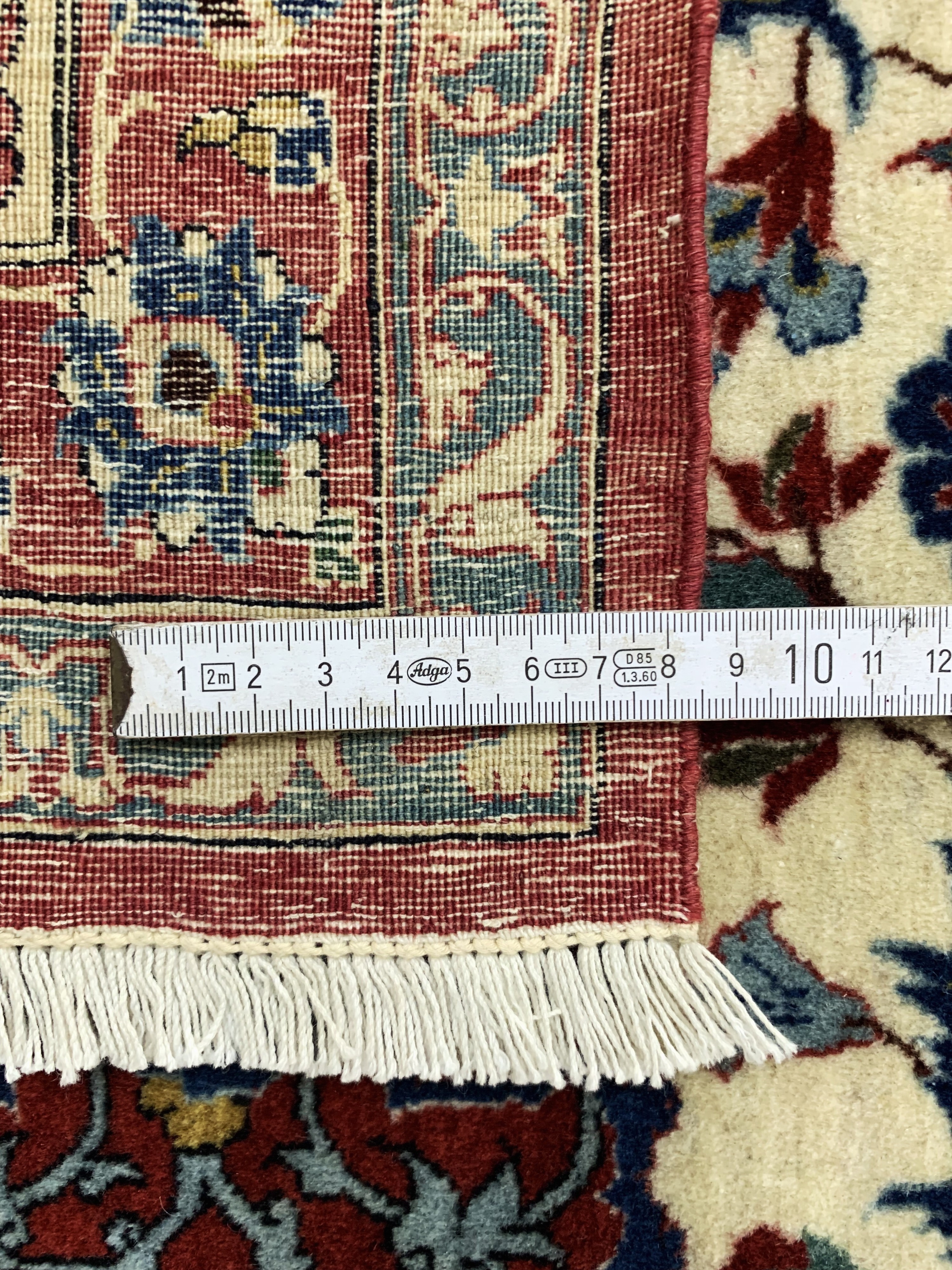 Detail g: Esfahan fein antik, Persien, um 1900, Korkwolle auf Baumwolle, ca. 225 x 153 cm, EHZ: 1-2, (fachkundig gereinigt)