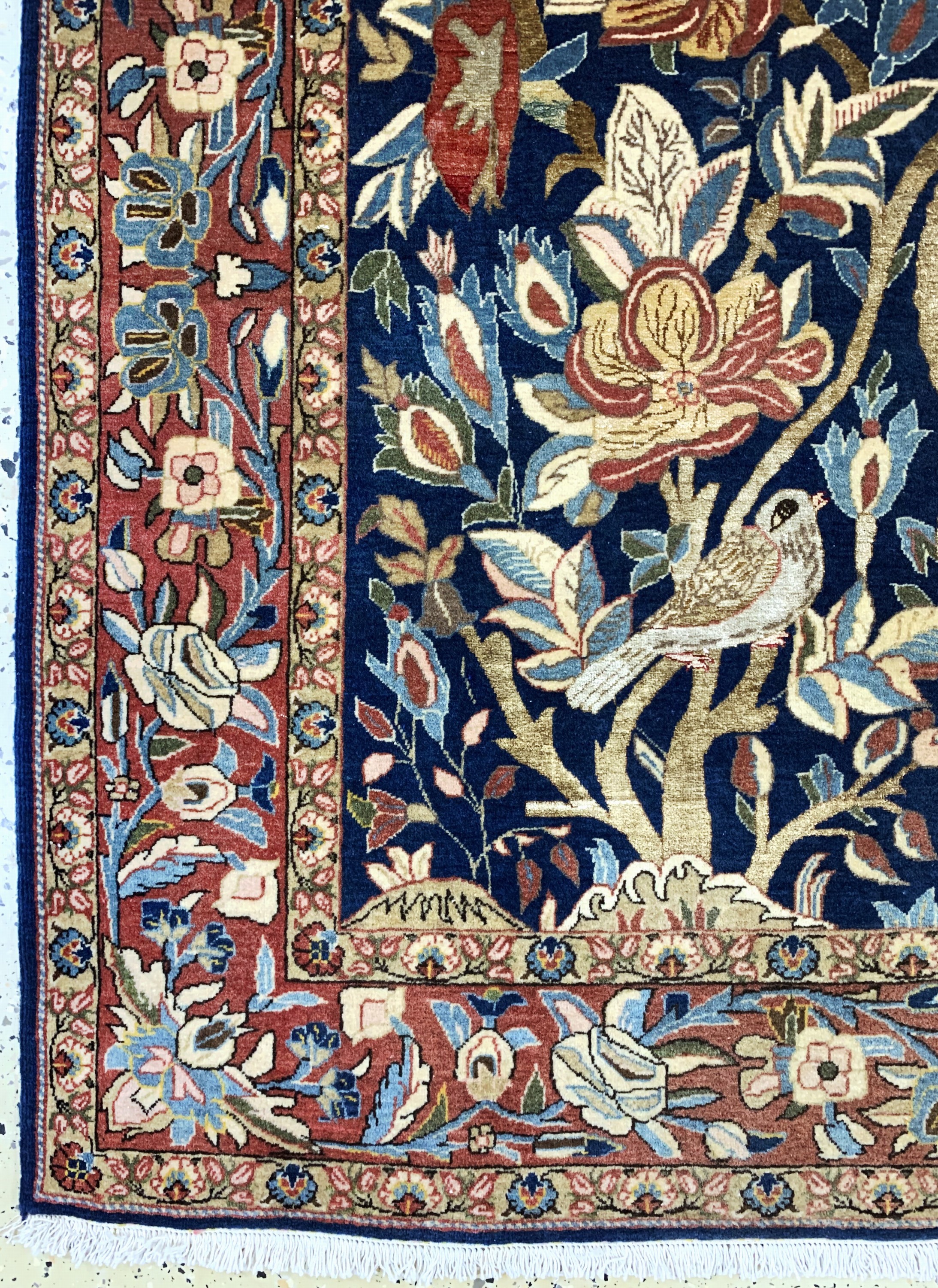 Detail b: Teheran fein, Persien, um 1920-1930, Korkwolle mit Seide, ca. 210 x 140 cm, EHZ: 1-2, (fachkundig gereinigt)