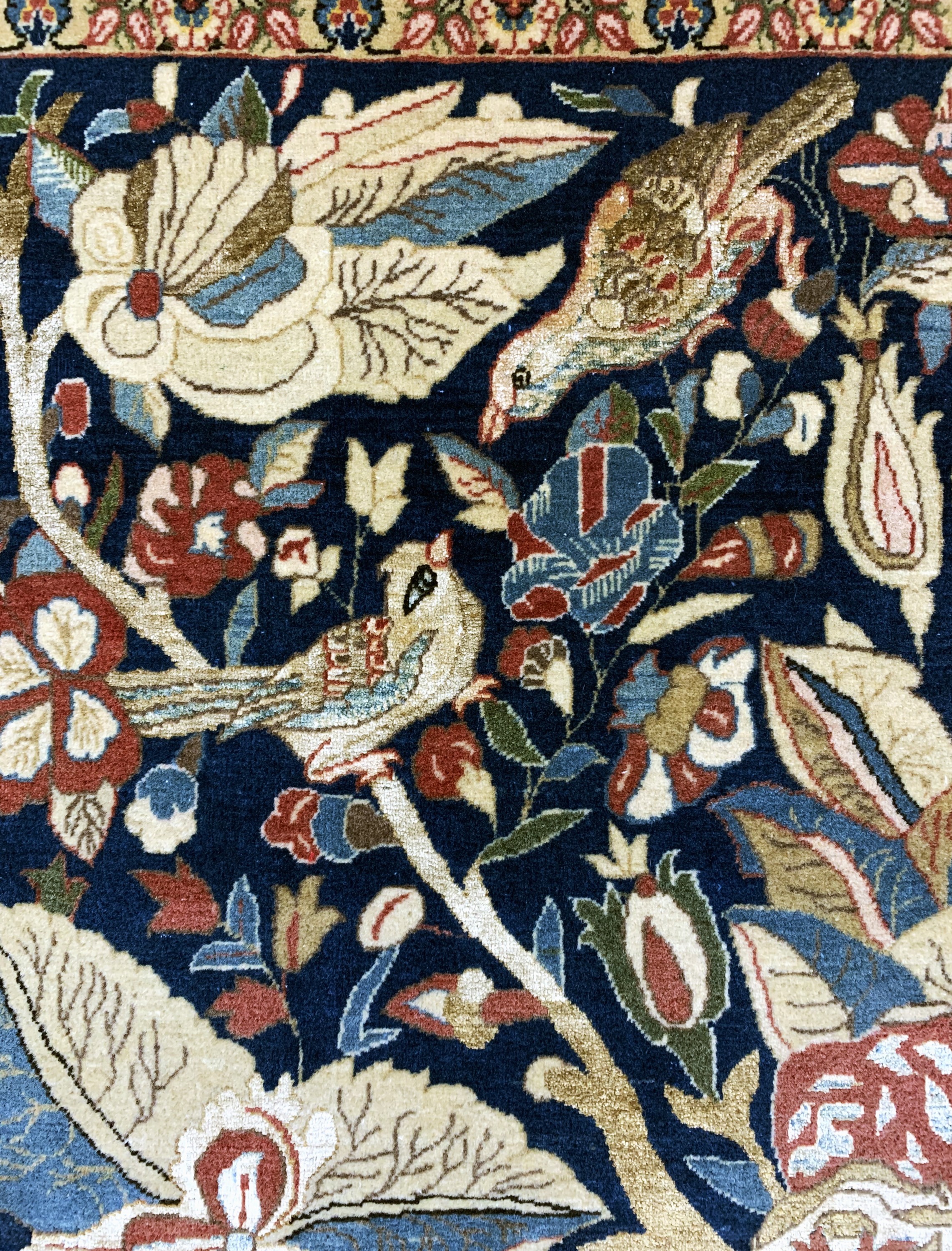 Detail f: Teheran fein, Persien, um 1920-1930, Korkwolle mit Seide, ca. 210 x 140 cm, EHZ: 1-2, (fachkundig gereinigt)