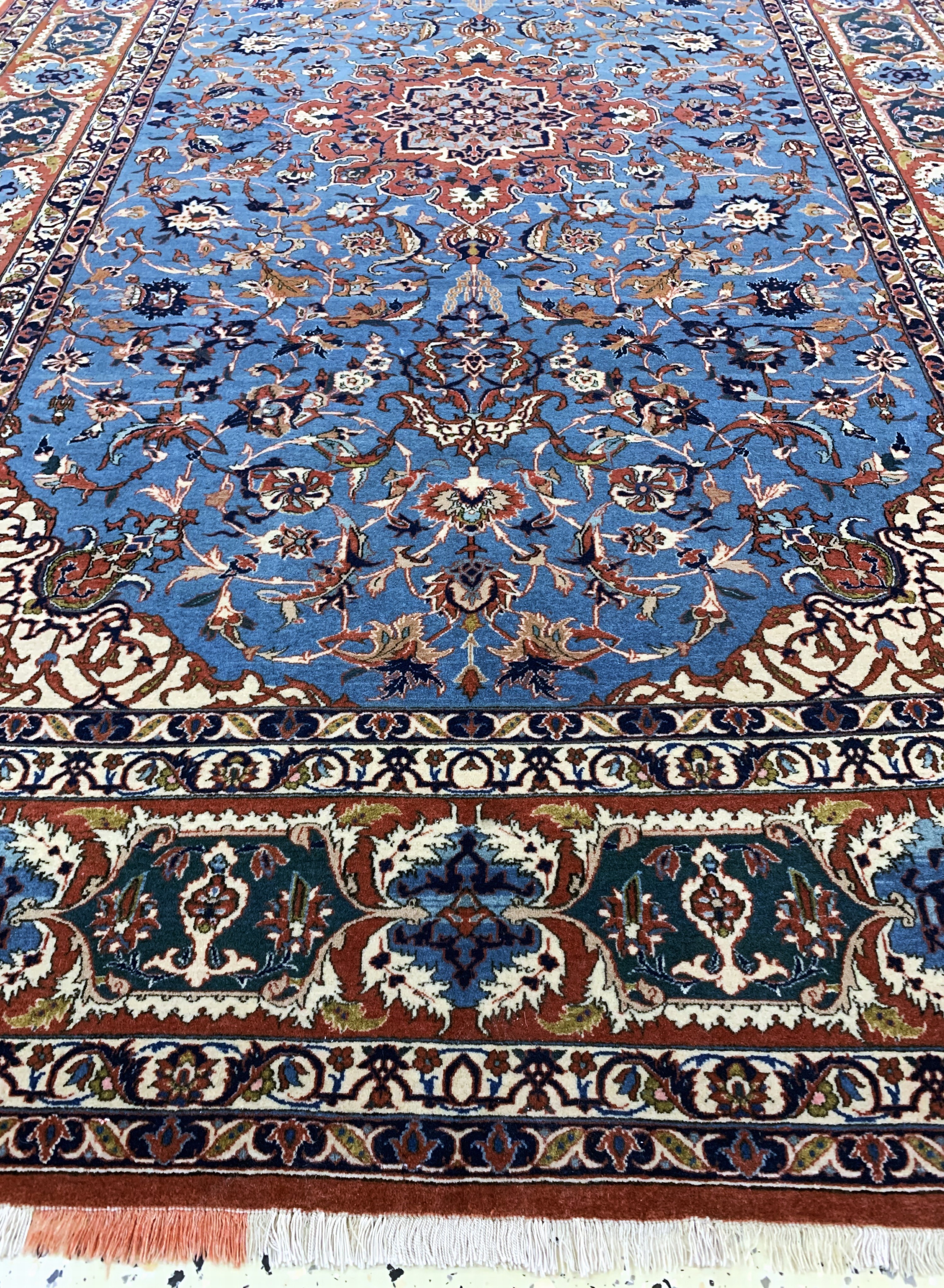 Detail g: Esfahan"Shooreshi"fein, "Haftrang Fransen",Persien, um 1920-1930, Korkwolle auf Seide, ca. 237 x 145 cm, ca. 1,0 Mio. Kn/qm, ...