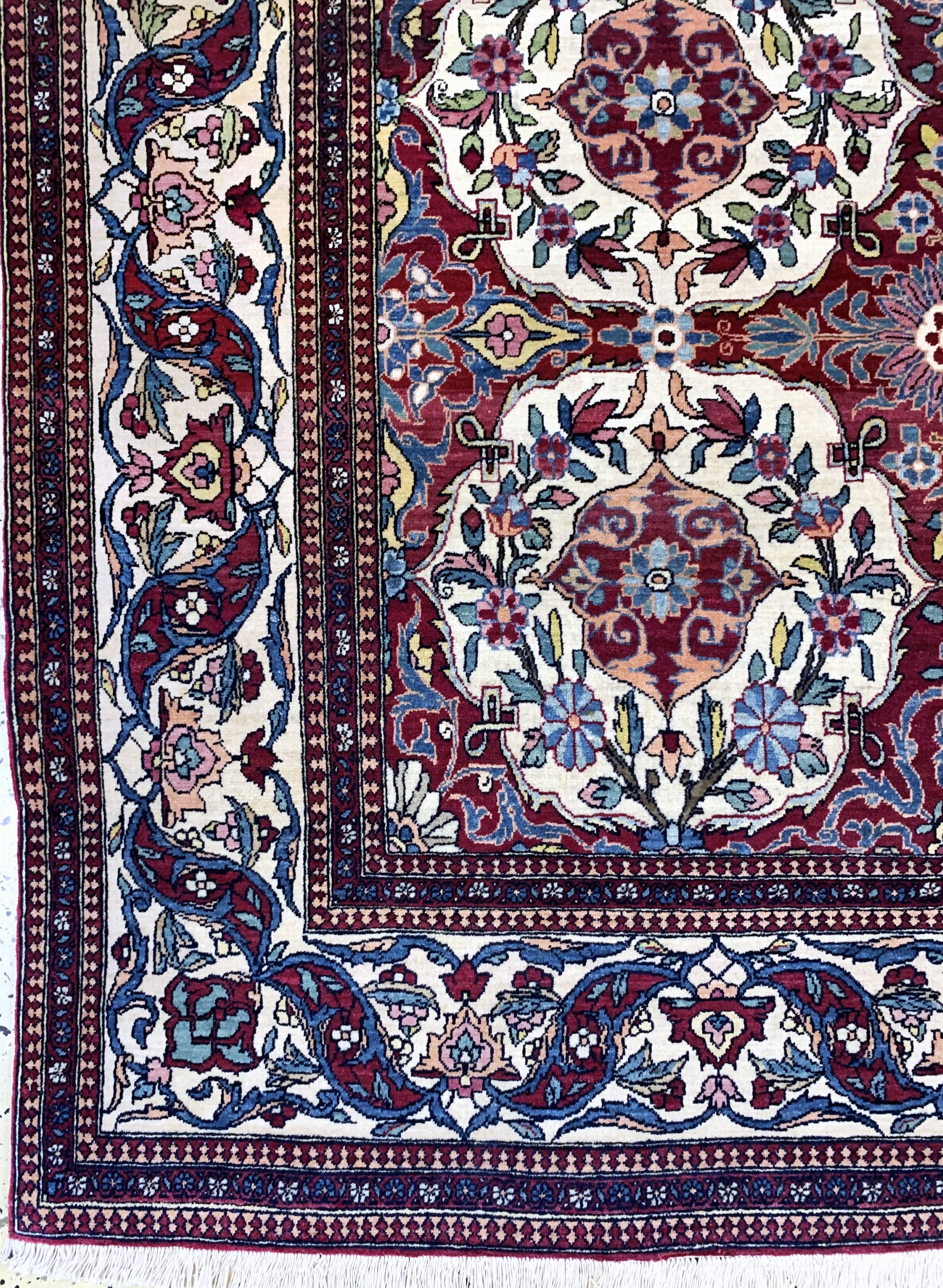 Detail b: Esfahan"Ahmad"antik, Persien, um 1900, Wolle auf Baumwolle, ca. 200 x 145 cm, EHZ: 1-2, (fachkundig gereinigt)