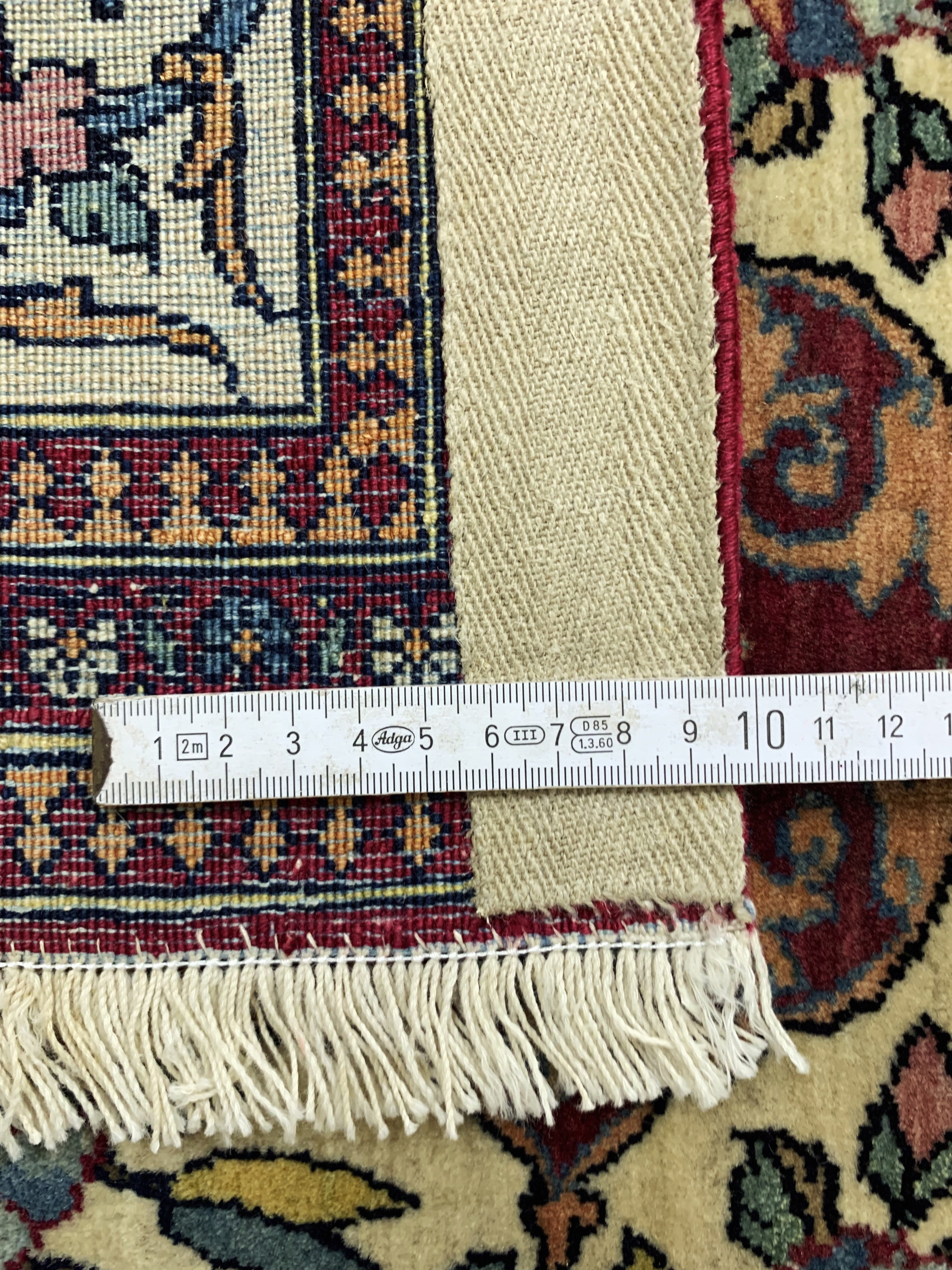 Detail g: Esfahan"Ahmad"antik, Persien, um 1900, Wolle auf Baumwolle, ca. 200 x 145 cm, EHZ: 1-2, (fachkundig gereinigt)