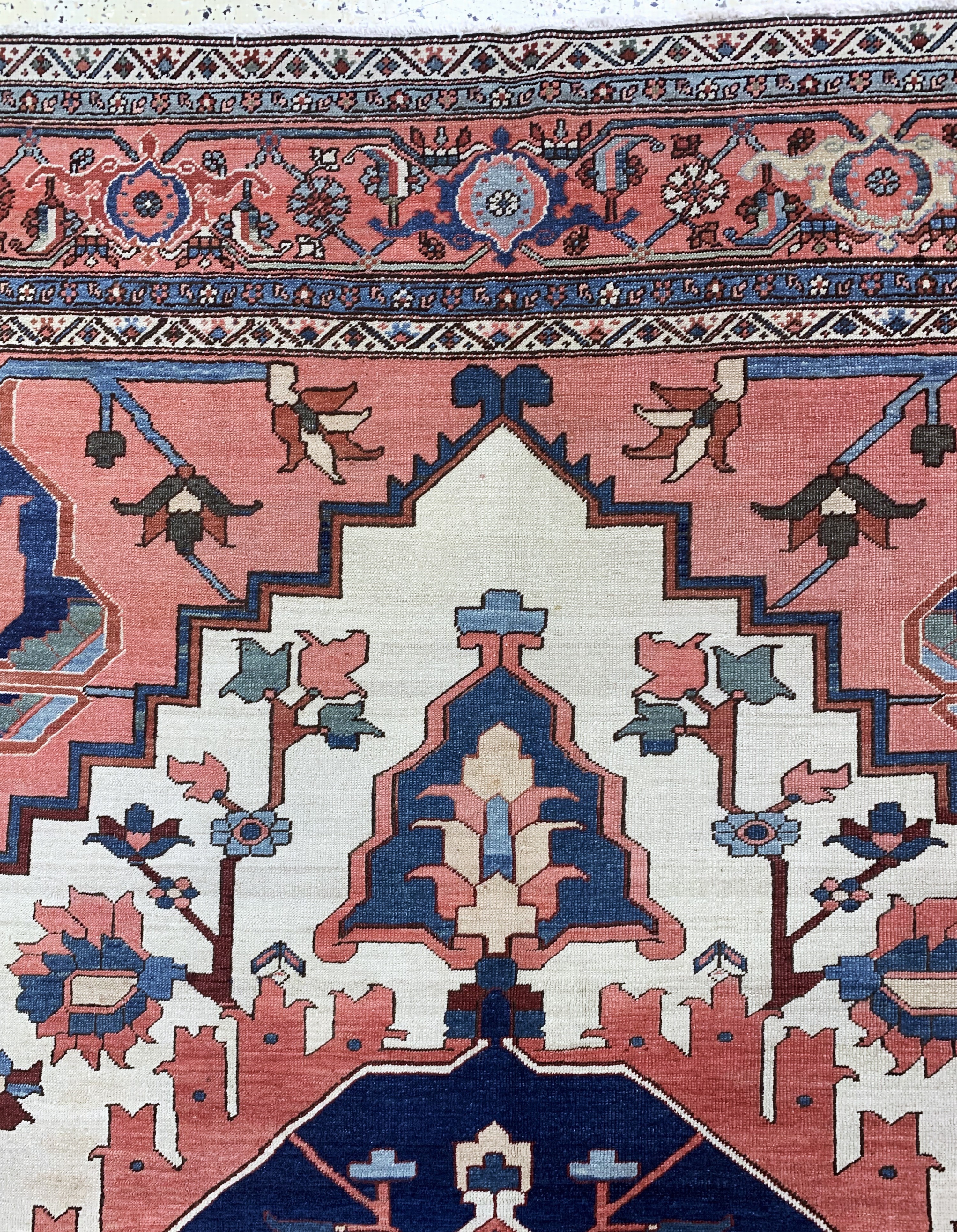 Detail h: Heriz"Serapi"antik, Persien, 19.Jhd, Wolle auf Baumwolle, ca. 395 x 280 cm, EHZ:(gleichmäßig dünn), fachkundig gereinigt.