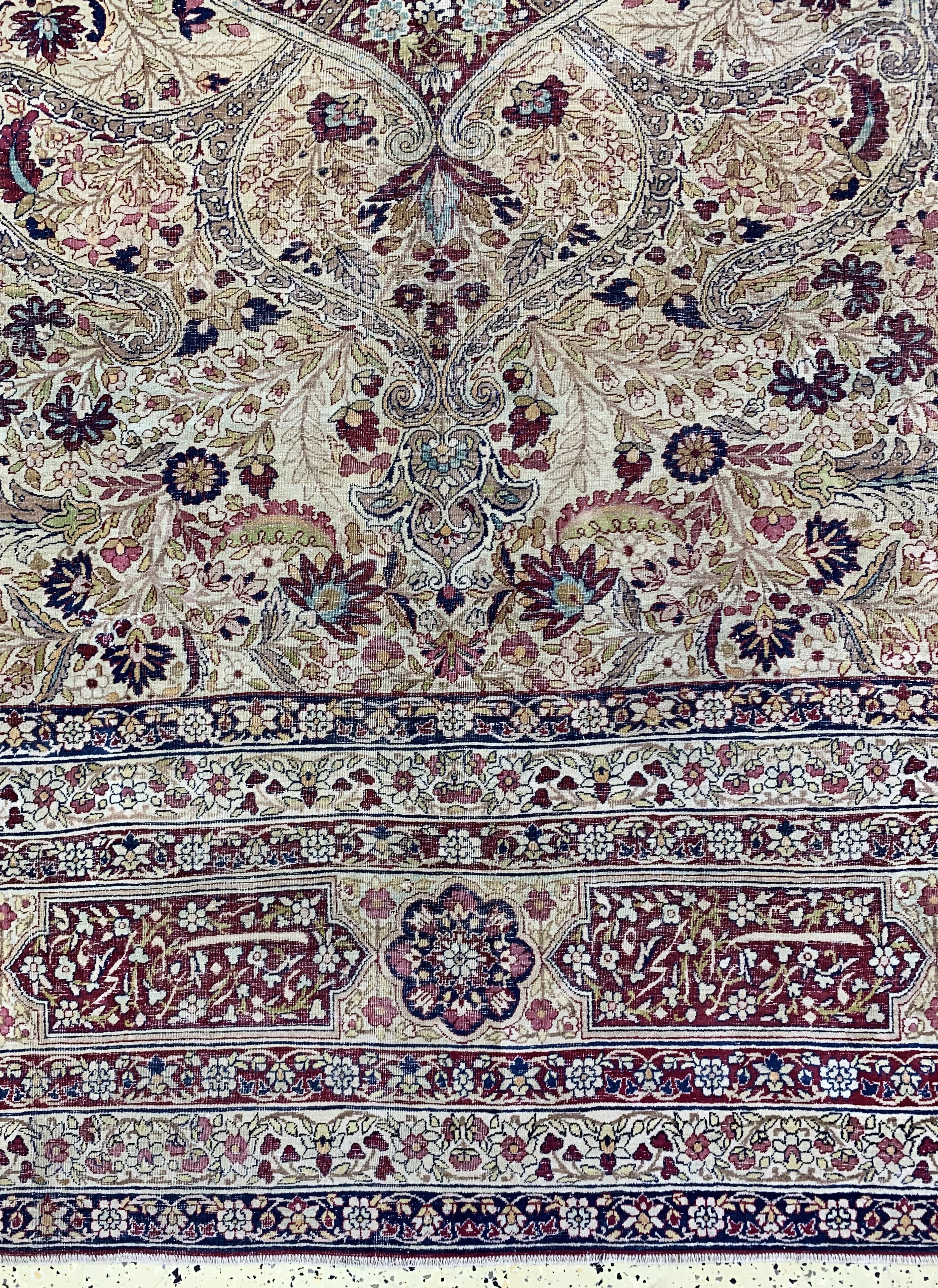 Detail b: Kerman"Lawar"antik, Persien, um 1900, Wolleauf Baumwolle, ca. 481 x 330 cm, EHZ:(gleichmäßig dünn), minimal restauriert