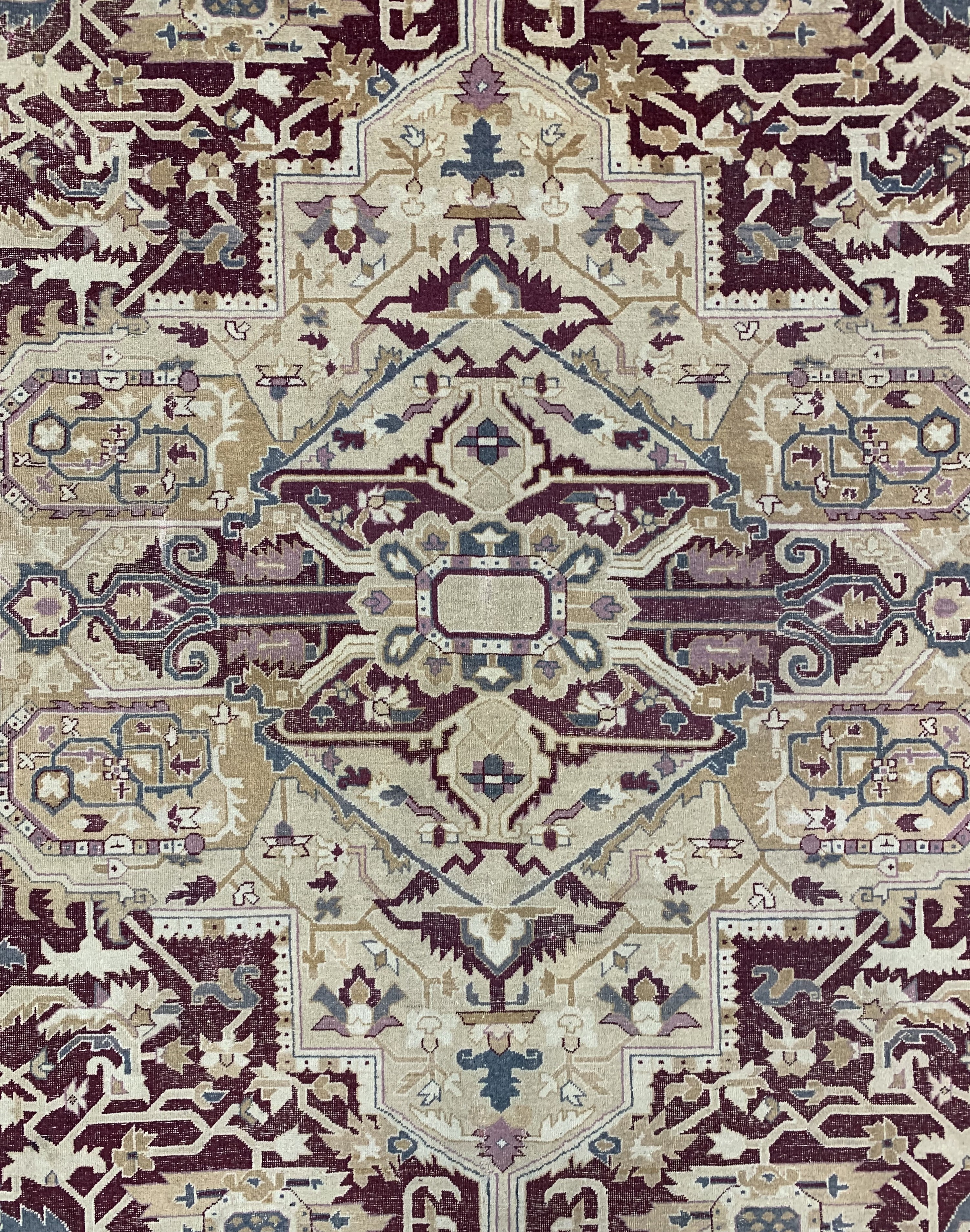 Detail e: Antiker"Amritsa", Indien, 19.Jhd, Wolle auf Baumwolle, ca. 425 x 315 cm, EHZ:(gleichmäßig dünn), minimal restauriert
