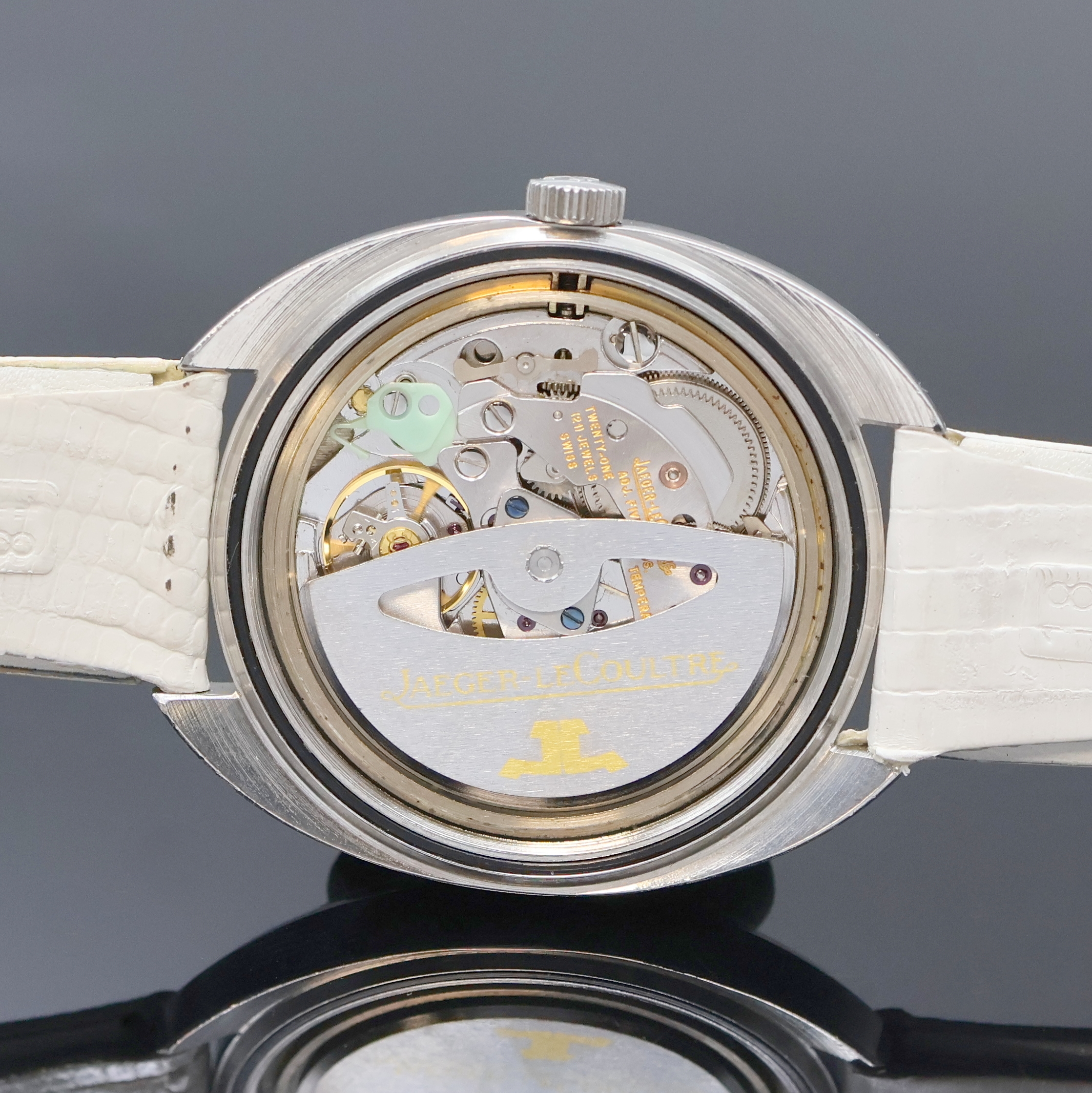 Detail e: Jaeger-LeCoultre Chronometre Referenz 24002-42seltene Herrenarmbanduhr in Stahl, Schweiz um 1975, Automatik, unpoliertes Geh., verschr. Boden bez. ...