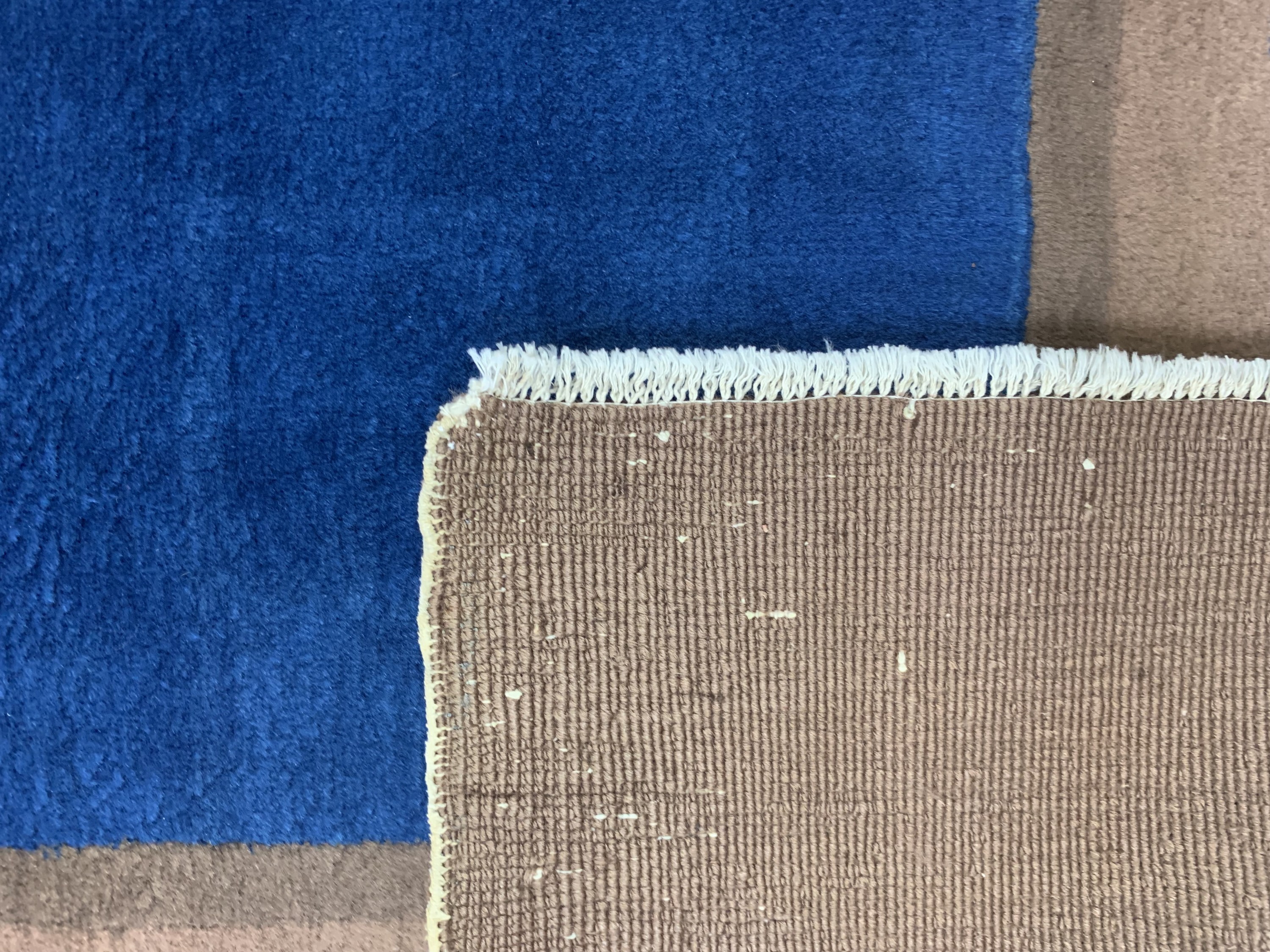 Detail g: Antiker Peking, China, um 1900, Korkwolle auf Baumwolle, ca. 345 x 250 cm, EHZ: 2, (fachkundig gereinigt)