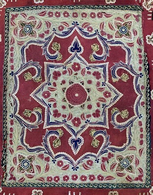 27005801c - ´Rasht-Susani´antik, Persien, 19.Jhd, Seiden/Baumwoll-Metallstickerei, ca. 72 x 60cm, ...
