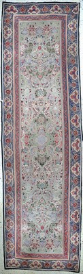 Image Seltene´Rasht-Susani´antik, Persien, 19.Jhd, Seide-Baumwollstickerei, ca. 370 x 110cm, ...