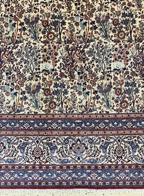 27005831b - Nain´Tudeshk´fein, Persien, um 1920, Korkwolle mit Seide, ca. 334 x 222 cm, ca. 1,0Mio. ...