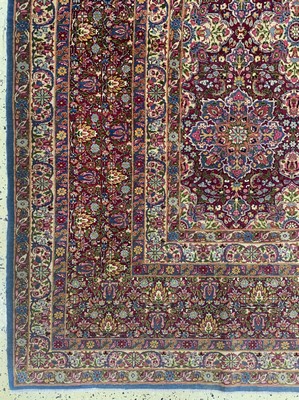 27005839e - Semnan Kork fein signiert, Persien, um 1930-1940, Korkwolle auf Baumwolle, ca. 424 x ...